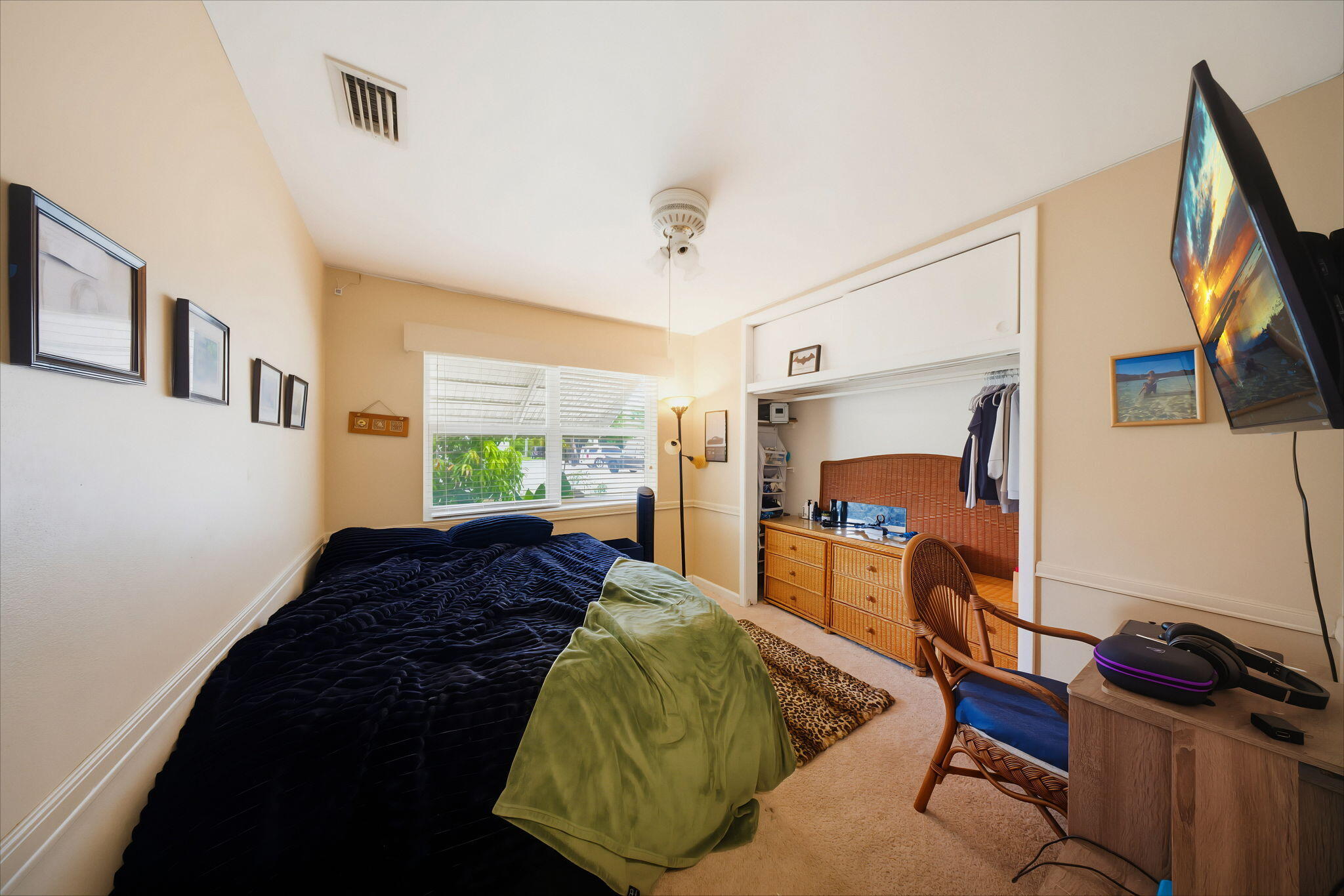 27 N Lake Drive Property Photo 18