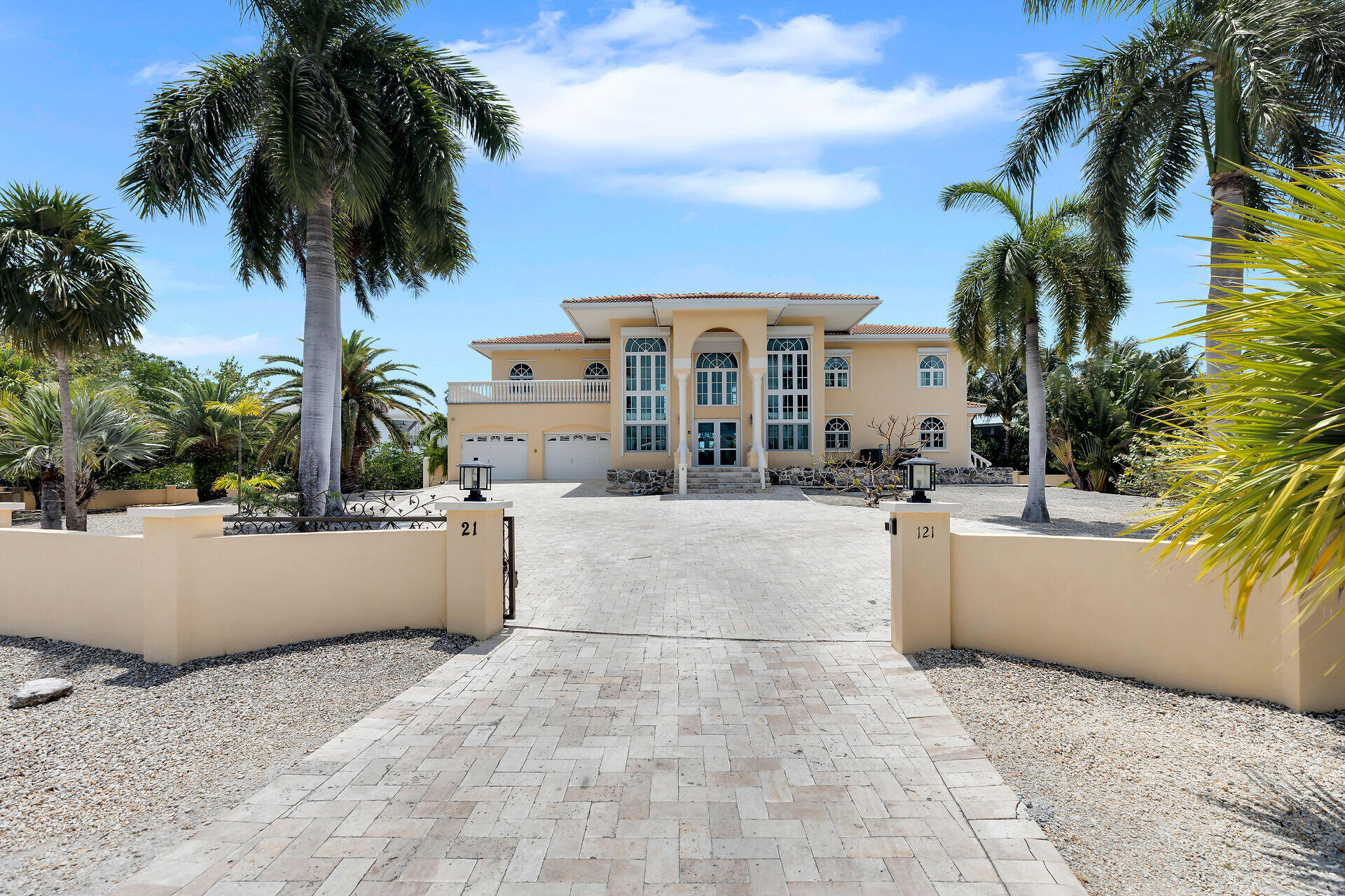 121 Calle Ensueno Property Photo 7