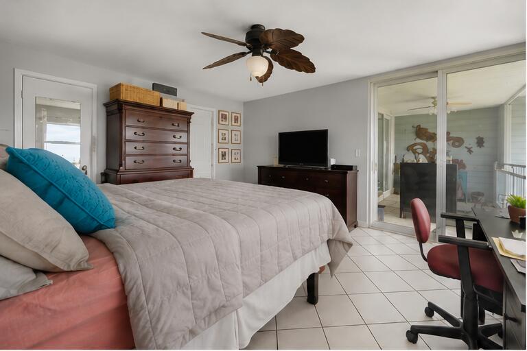 1901 S Roosevelt Boulevard 407n Property Photo 22