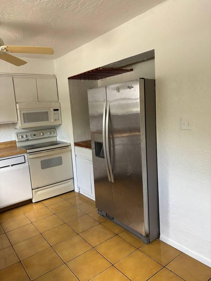 30 Palm Beach Drive Property Photo 5