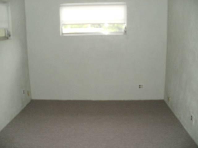 30 Palm Beach Drive Property Photo 16