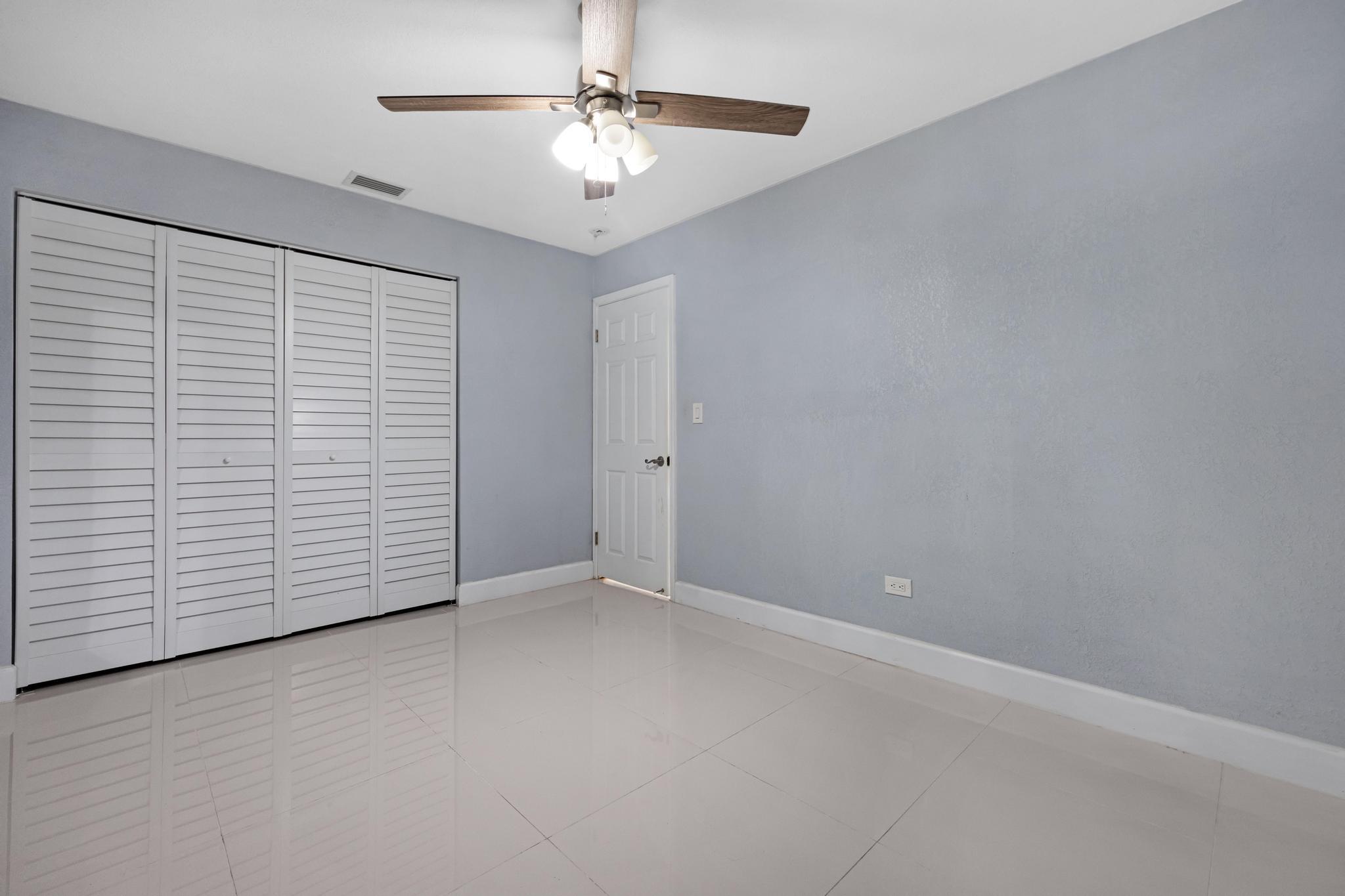 980 Oleander Road Property Photo 21