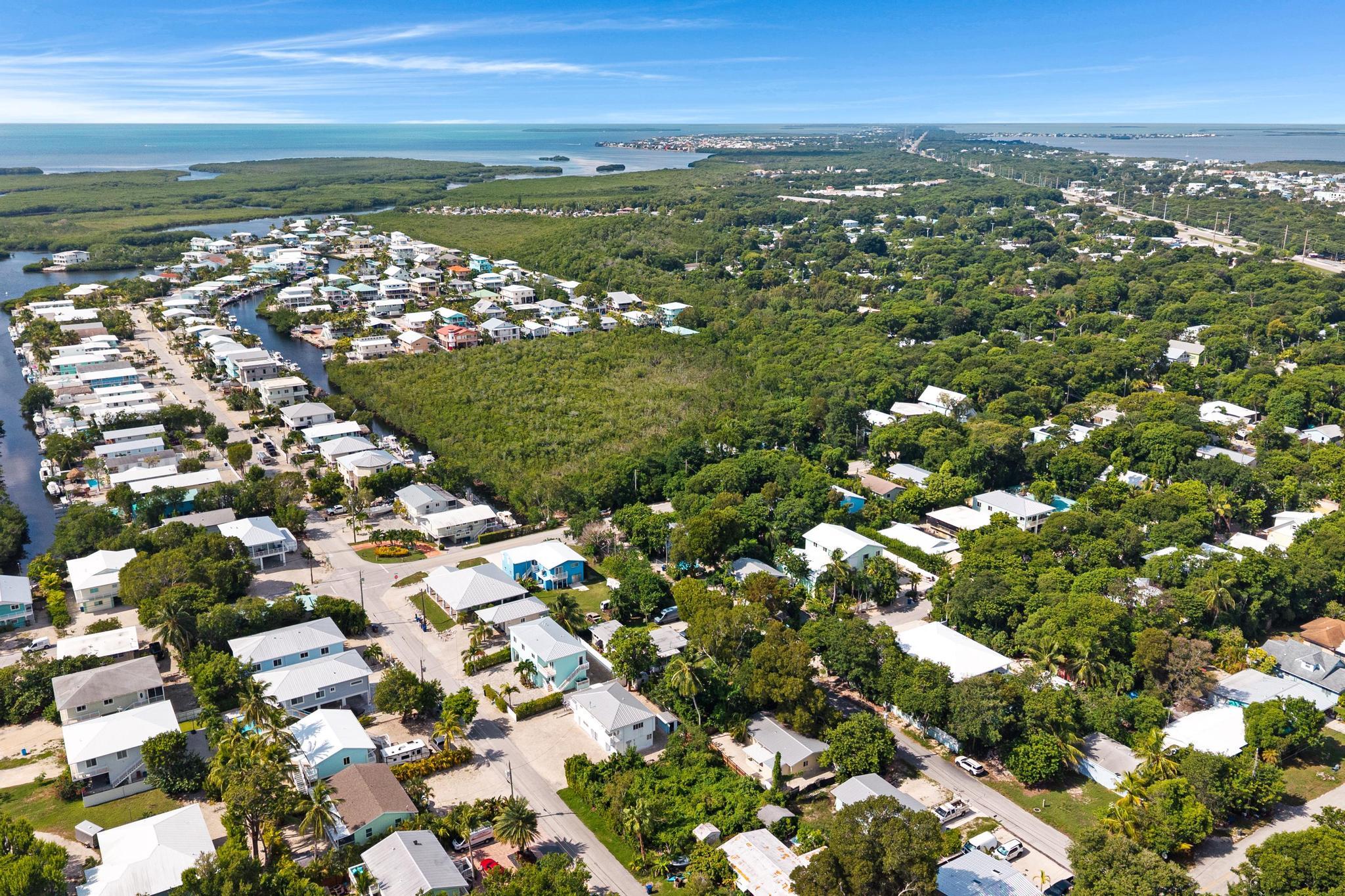 980 Oleander Road Property Photo 35