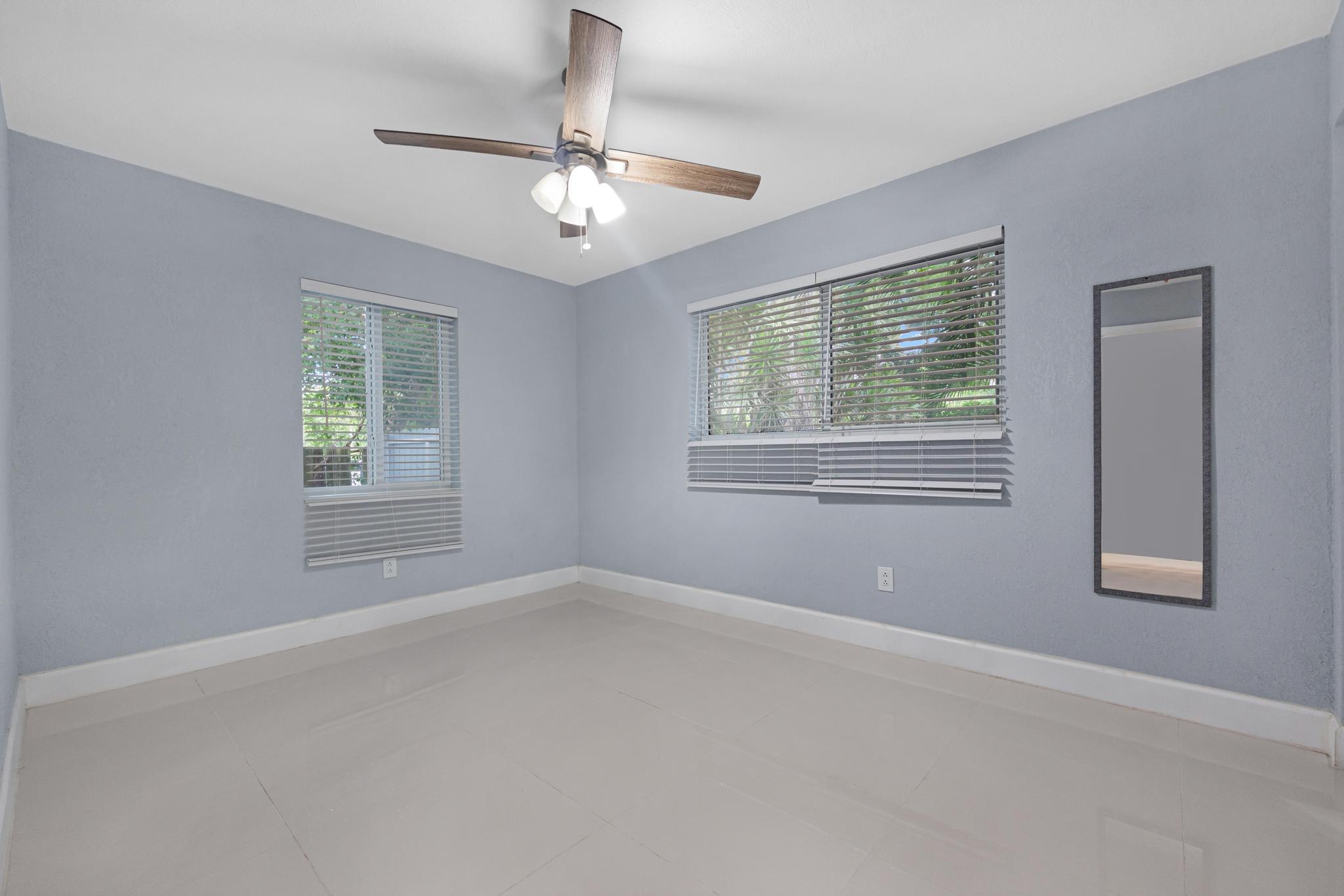 980 Oleander Road Property Photo 15