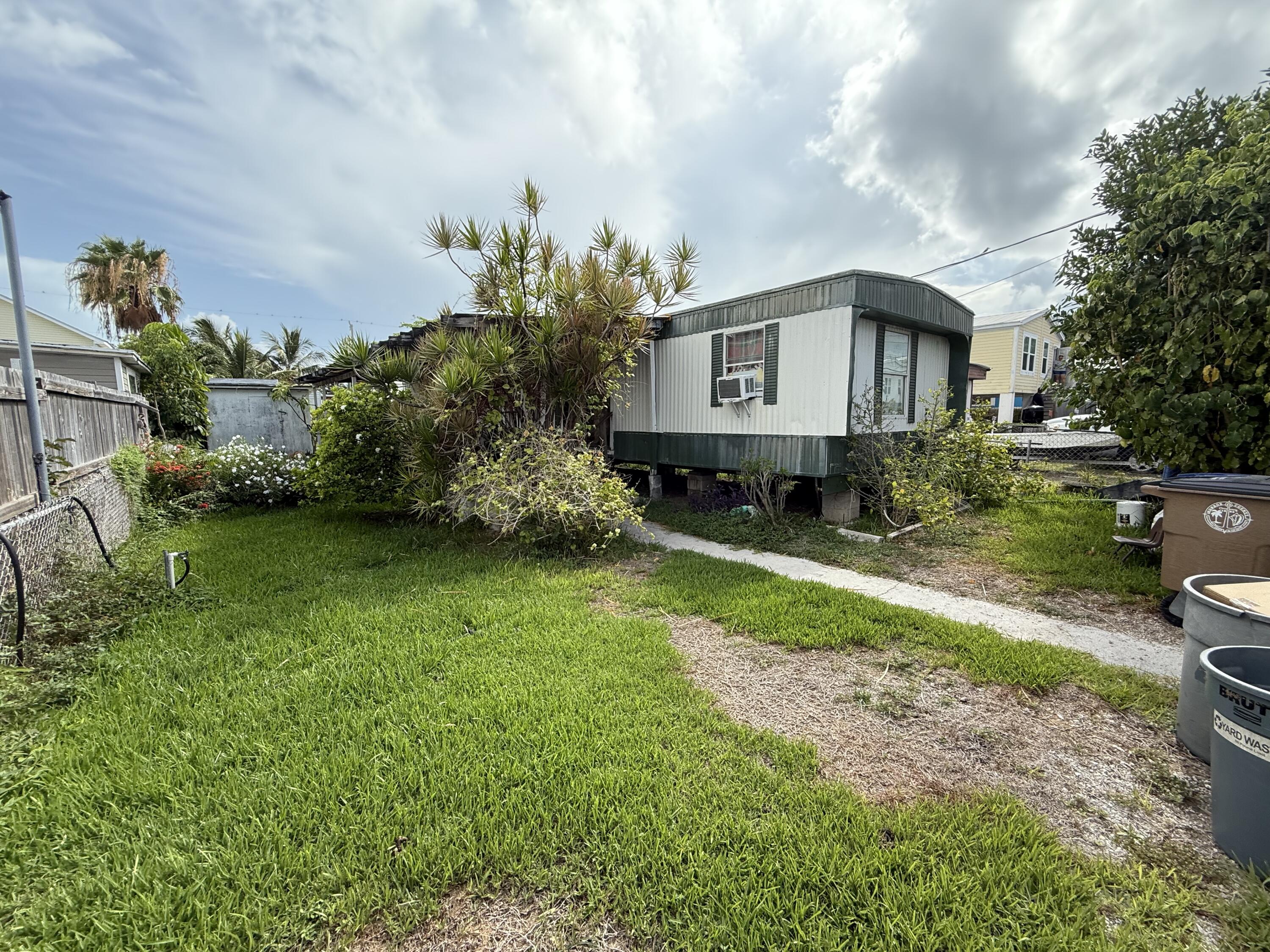 32c 10th Avenue Property Photo 1