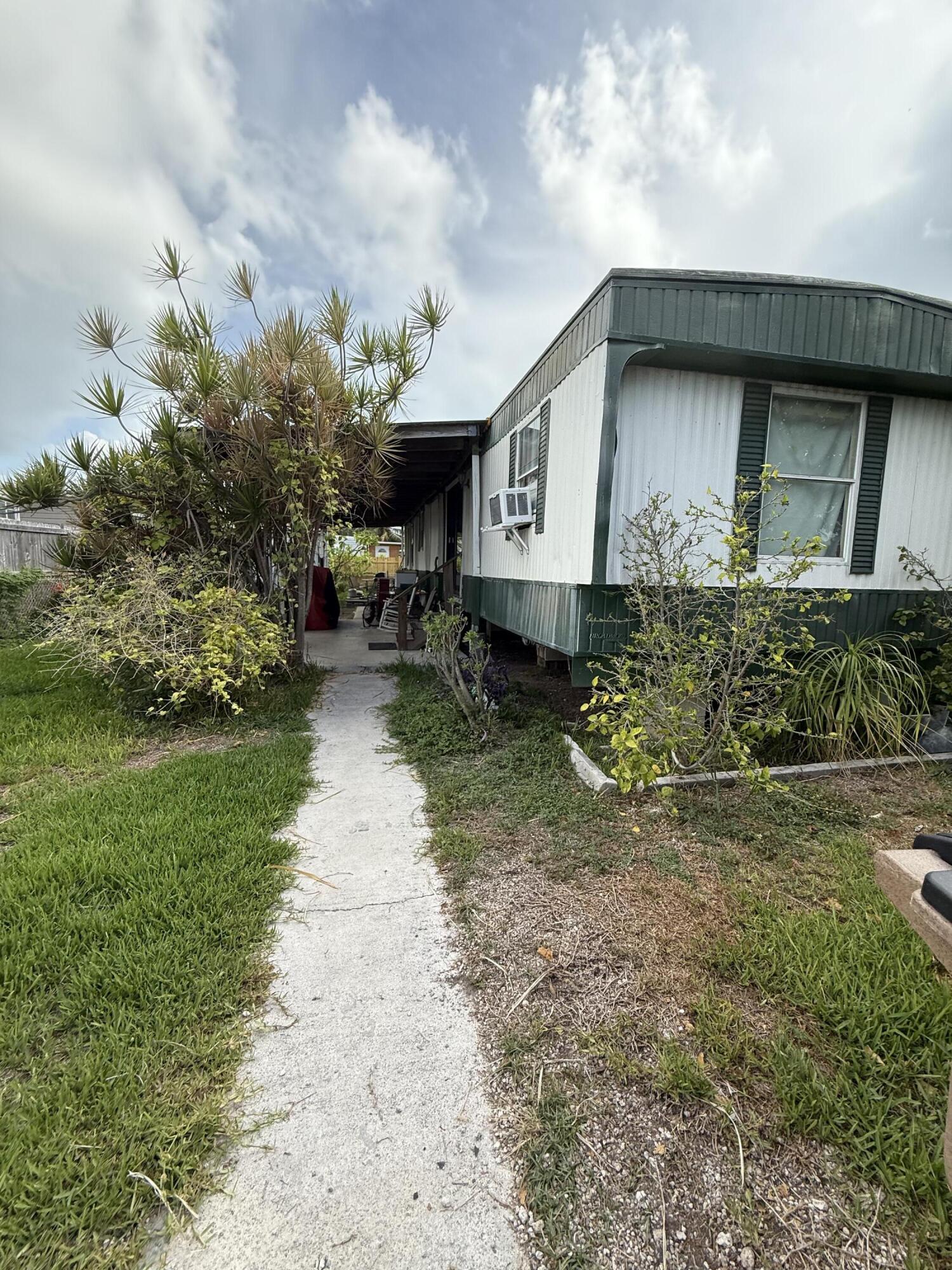 32c 10th Avenue Property Photo 2