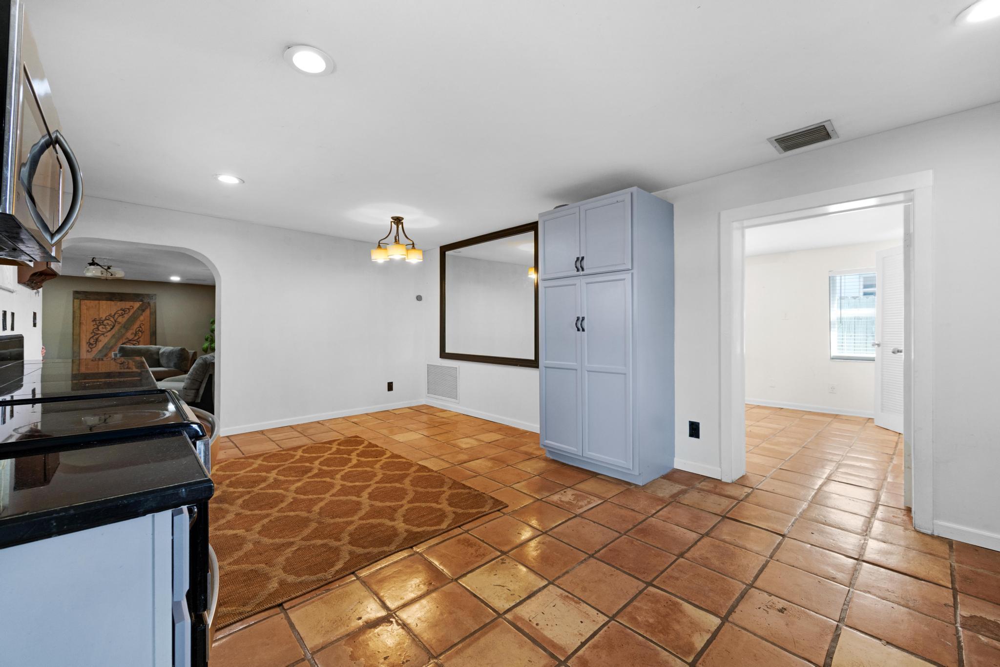 2309 Patterson Avenue Property Photo 27