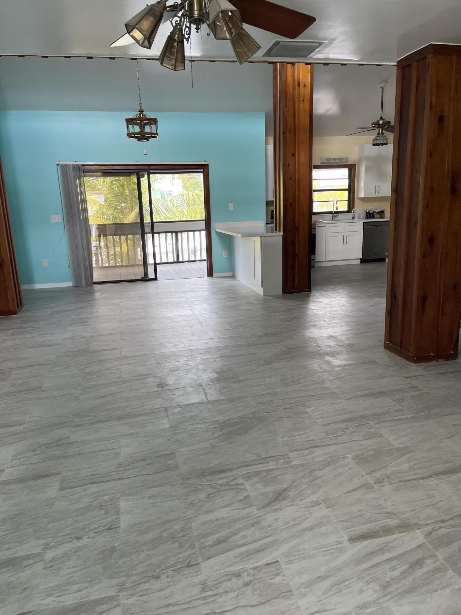 100 3rd Lane Property Photo 9