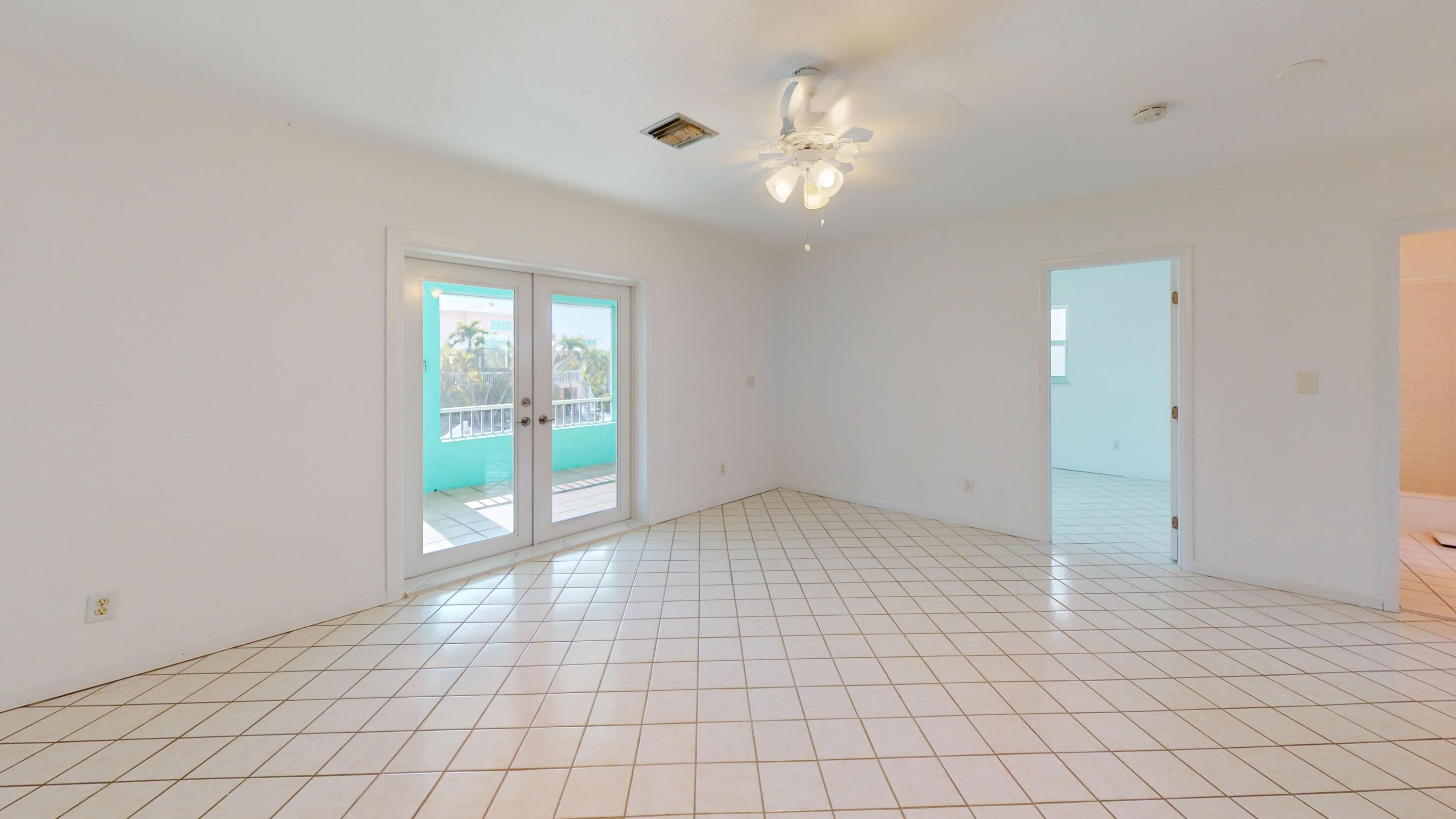 486 S Airport Drive Property Photo 7