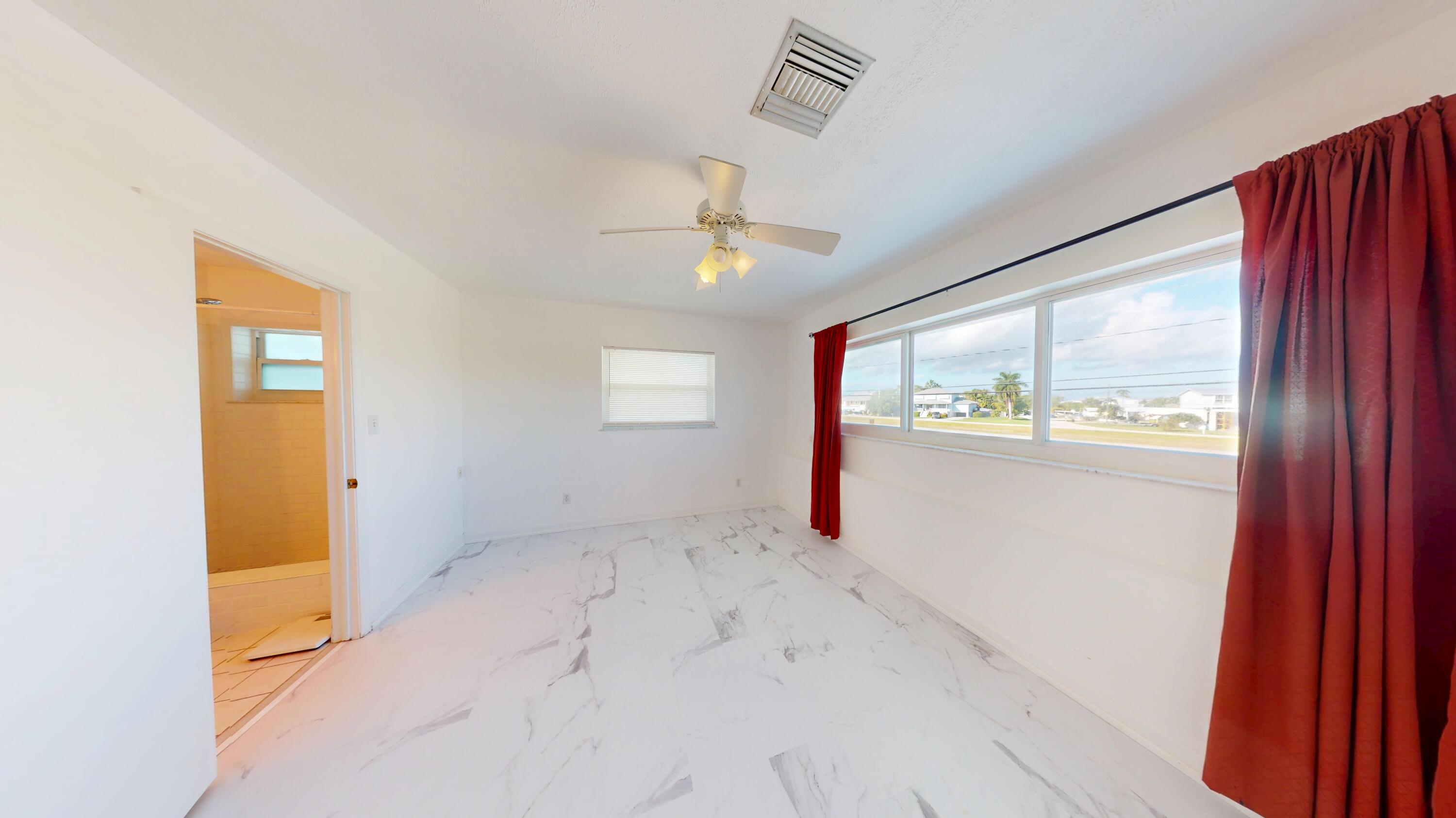 486 S Airport Drive Property Photo 14