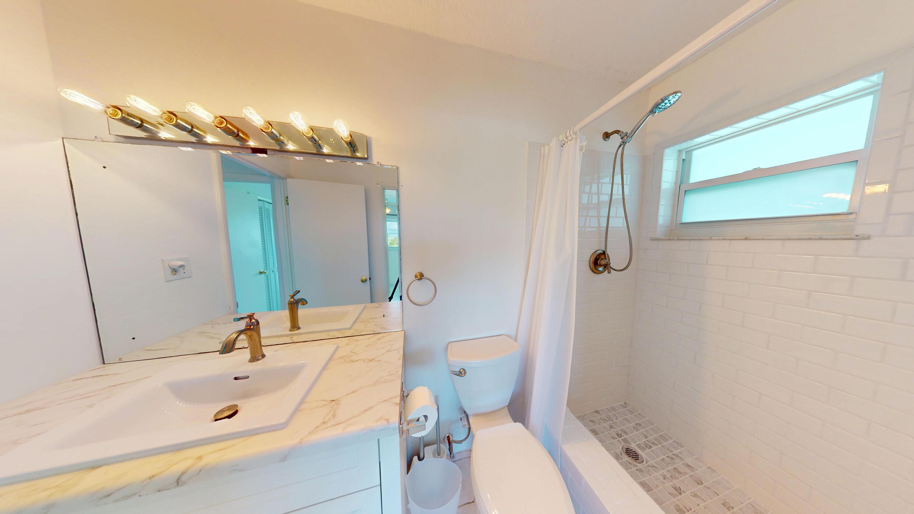 486 S Airport Drive Property Photo 18
