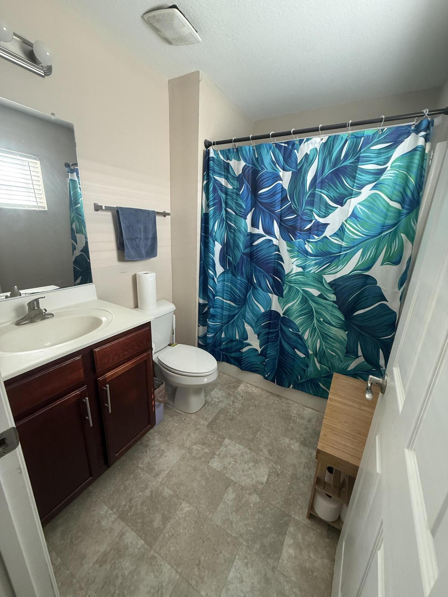 5030 5th Avenue 13 Property Photo 6