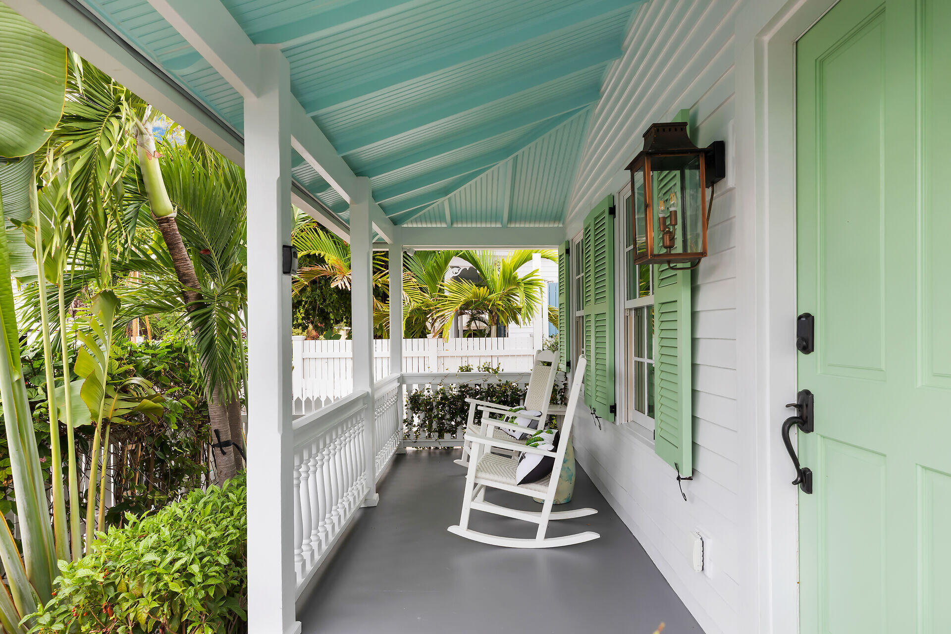 1328 Duncan Street Property Photo 4