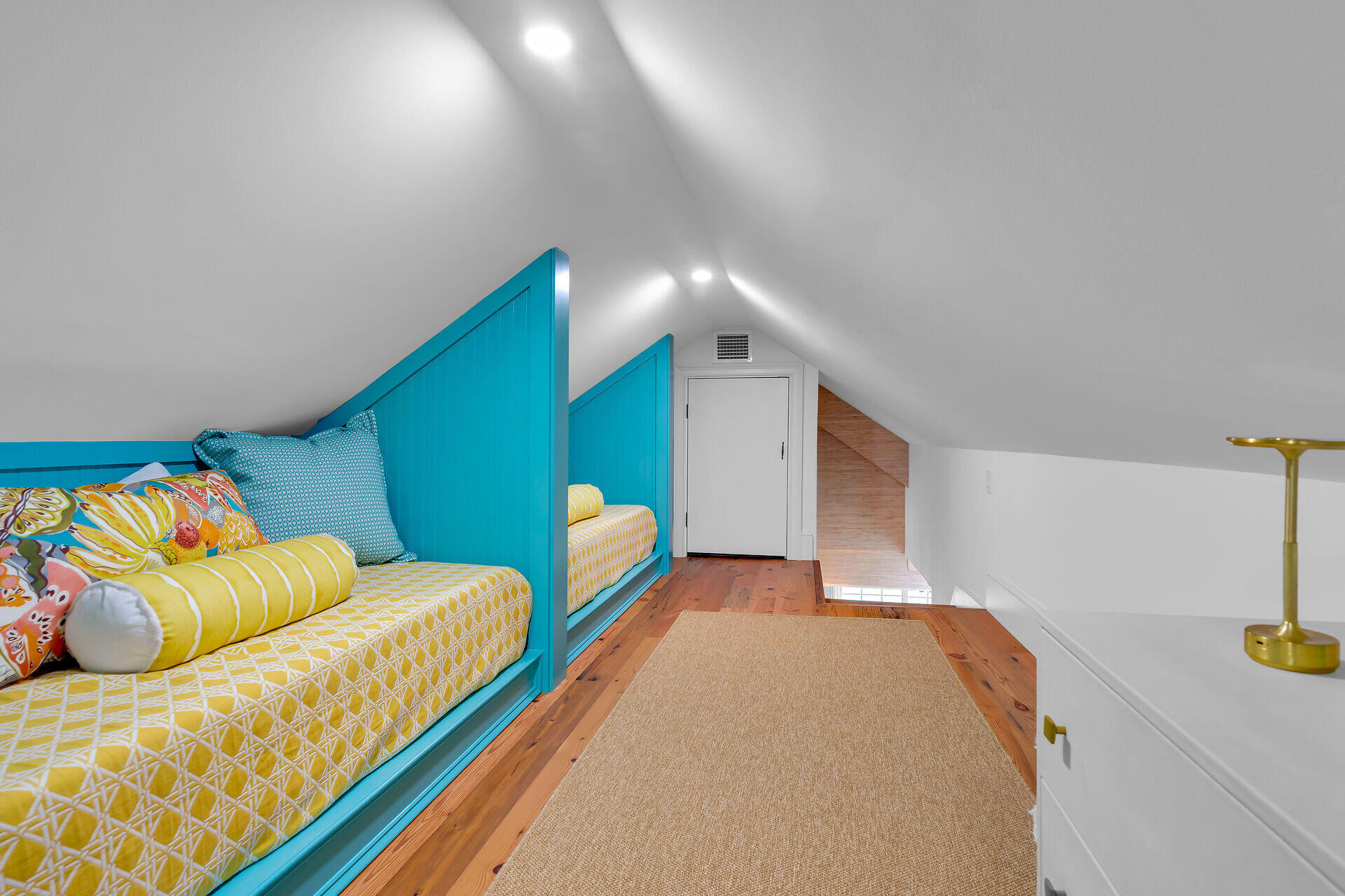 1328 Duncan Street Property Photo 53