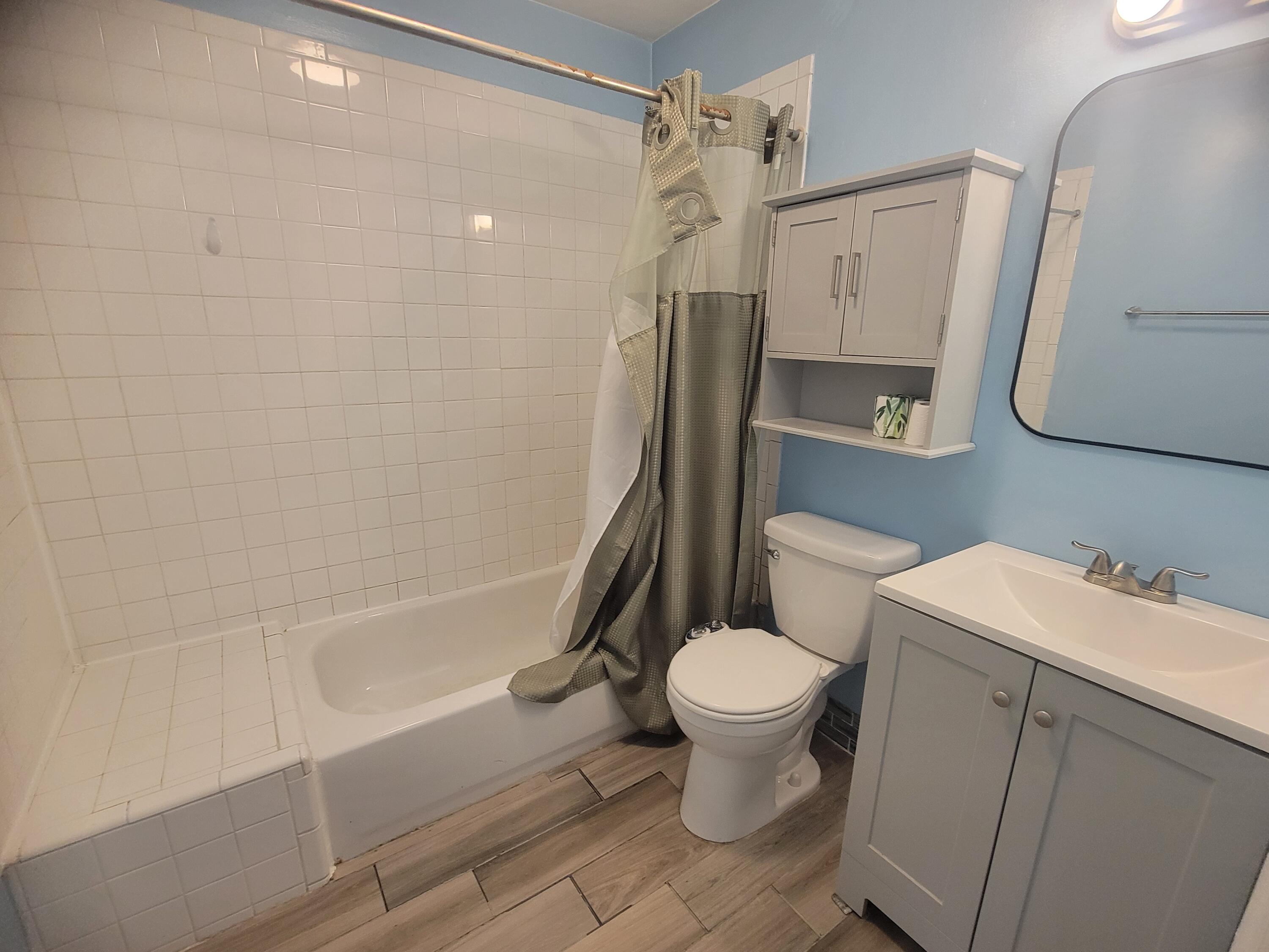 19421 Canal Drive Property Photo 9