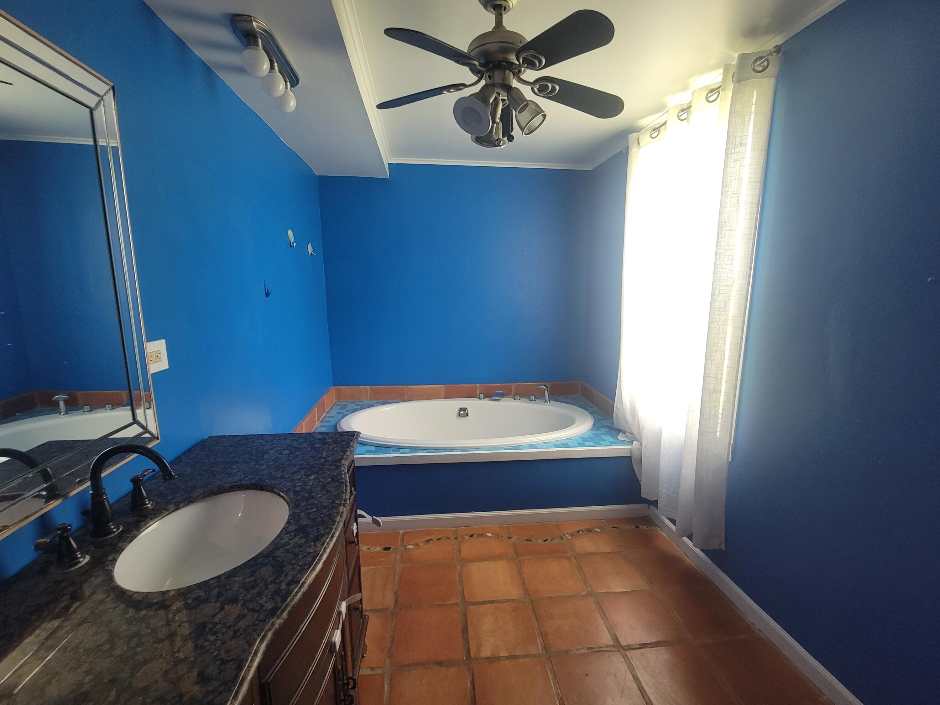 19421 Canal Drive Property Photo 12
