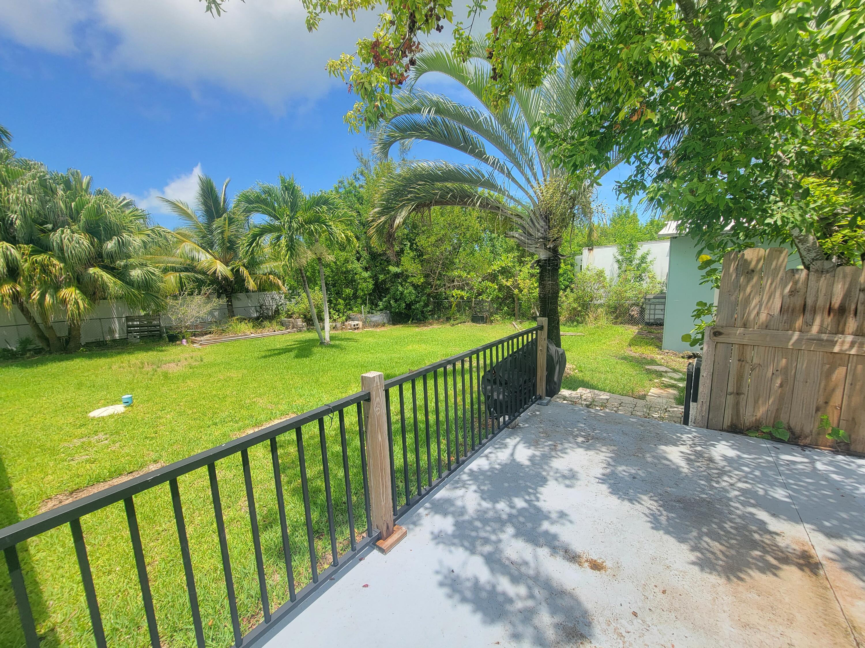 19421 Canal Drive Property Photo 16