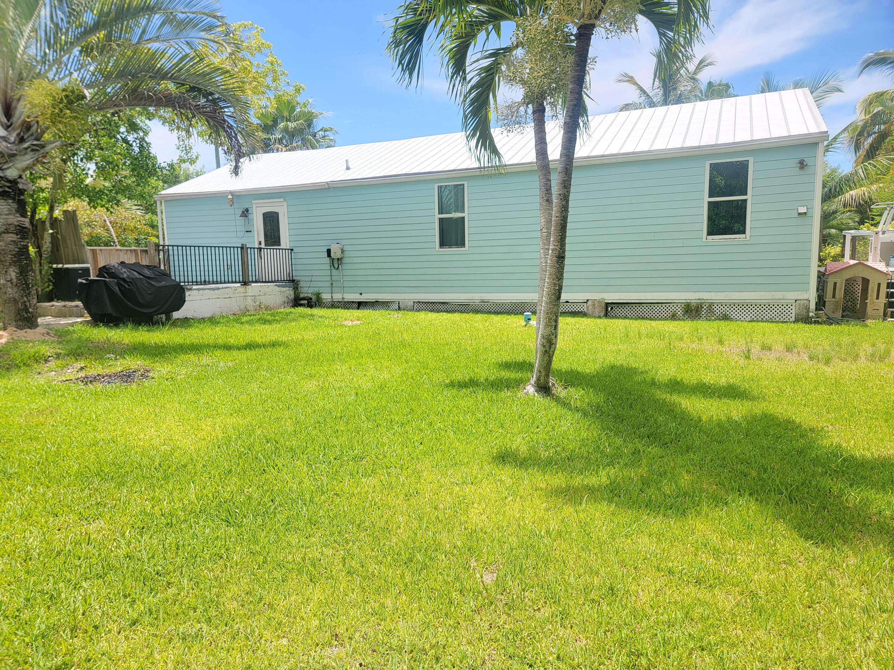 19421 Canal Drive Property Photo 17