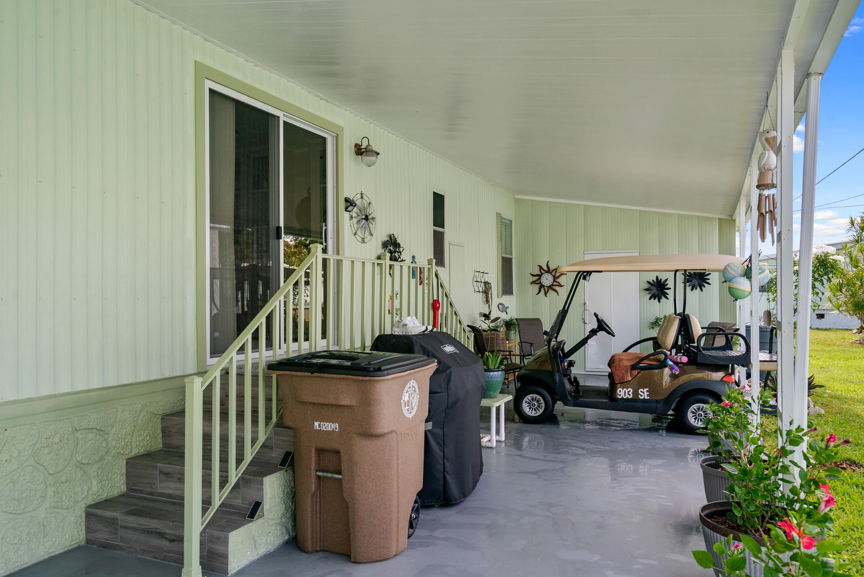 903 S Emerald Drive Property Photo 21