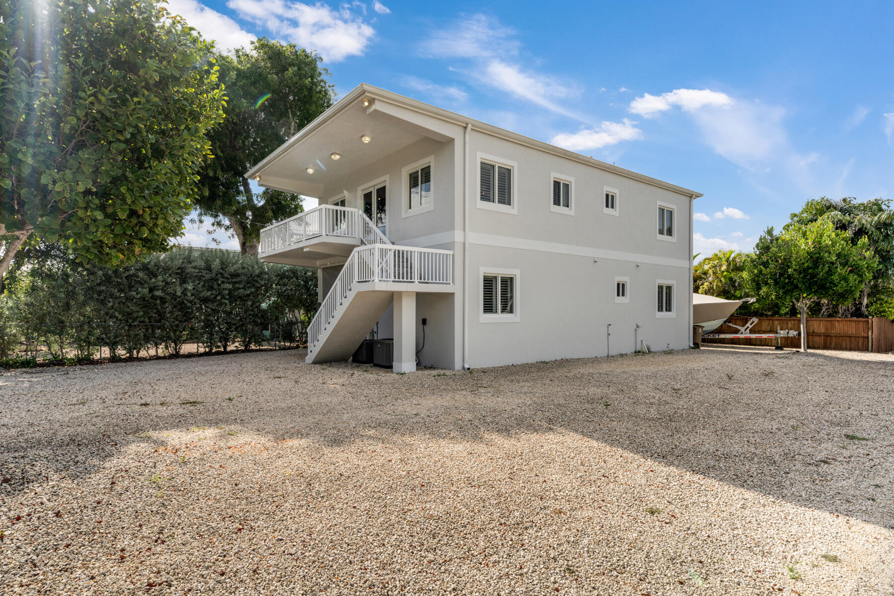 646 Cabrera Street Property Photo 2