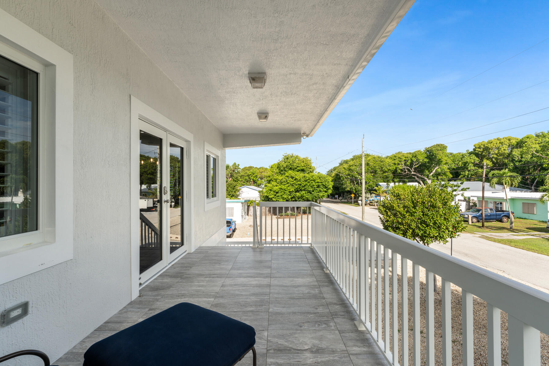 646 Cabrera Street Property Photo 3