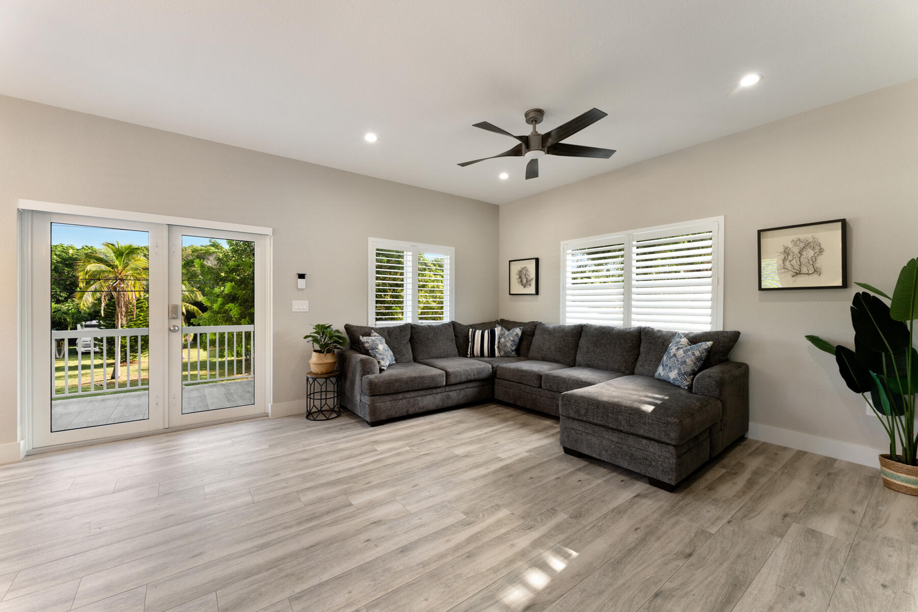646 Cabrera Street Property Photo 7