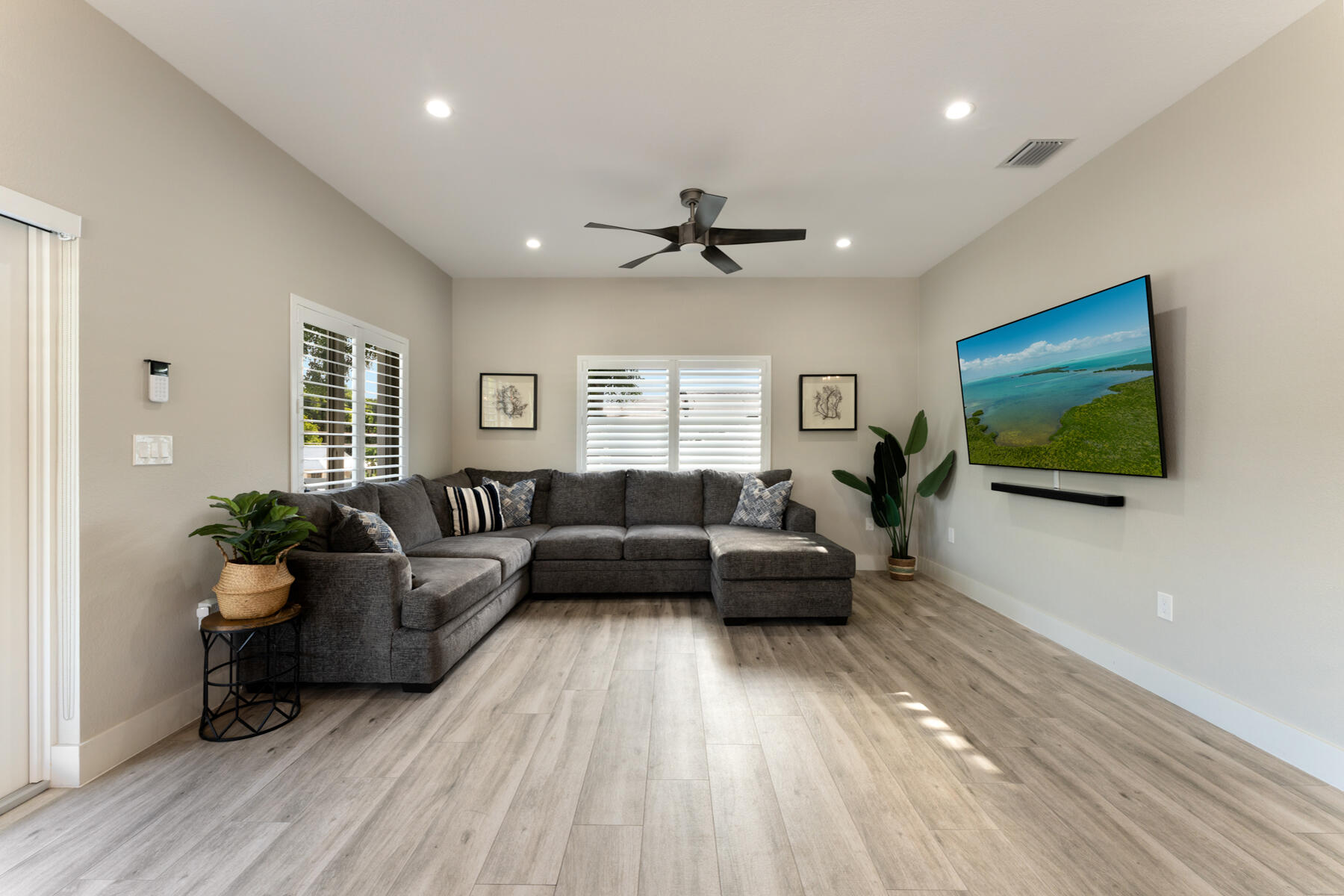 646 Cabrera Street Property Photo 10