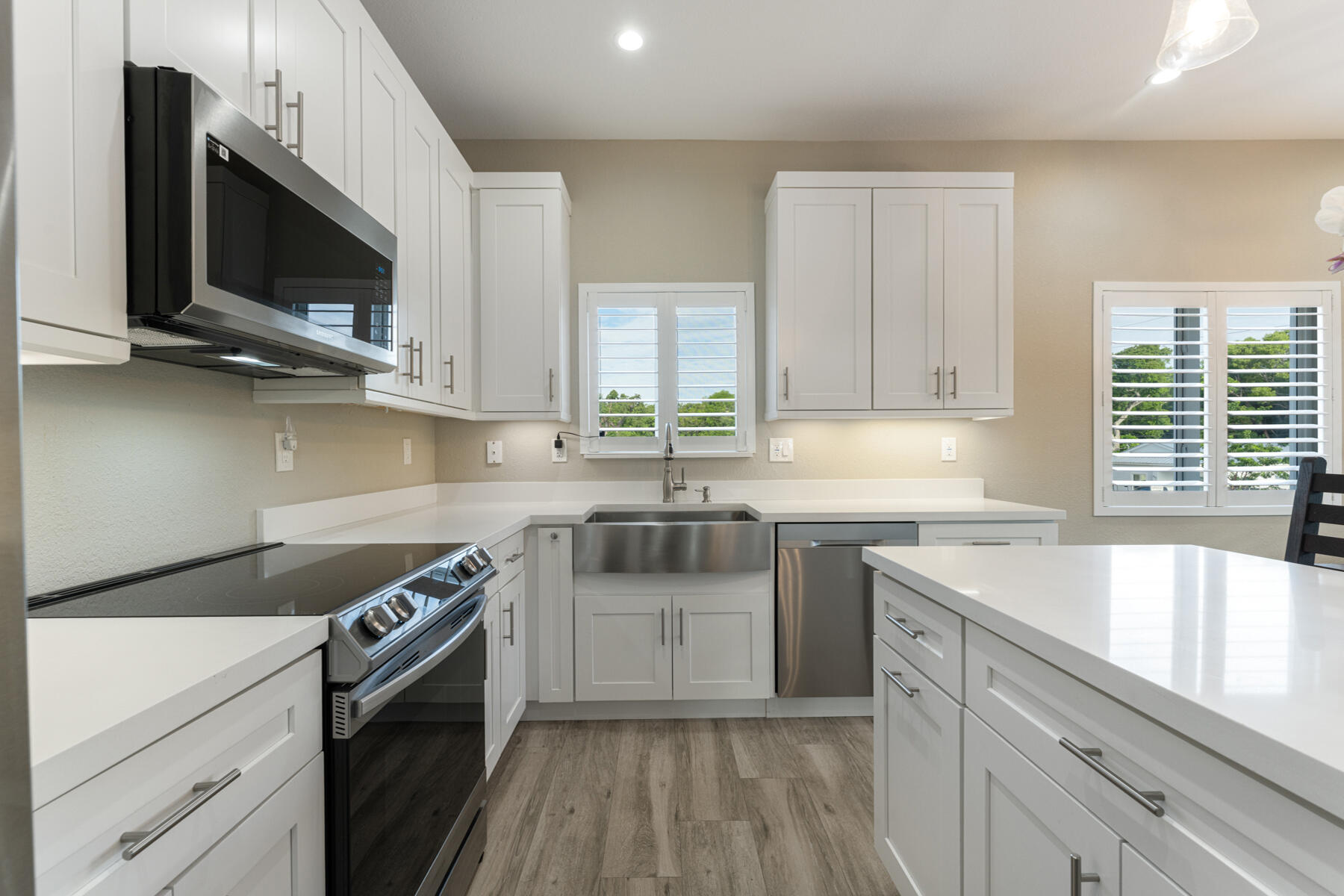 646 Cabrera Street Property Photo 14