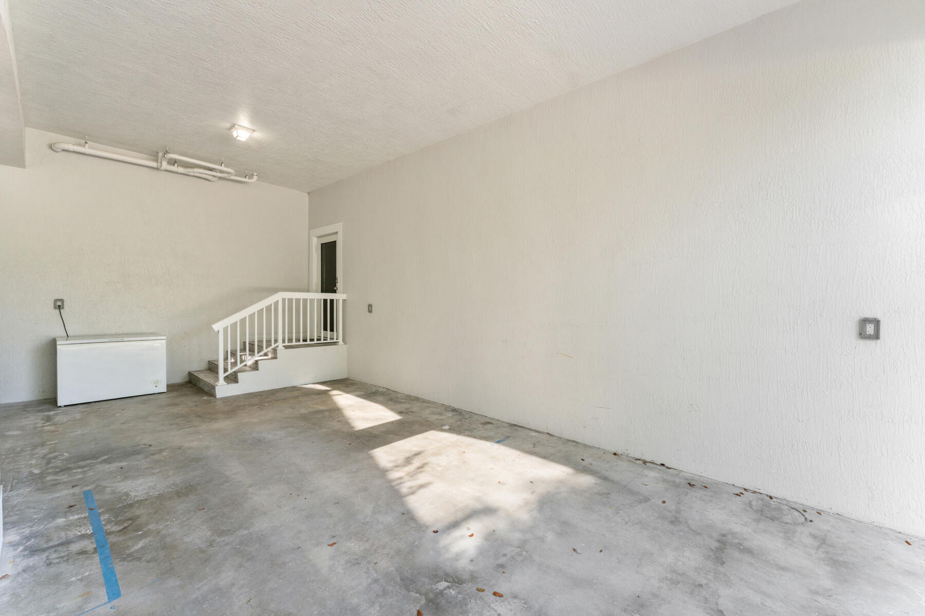 646 Cabrera Street Property Photo 32