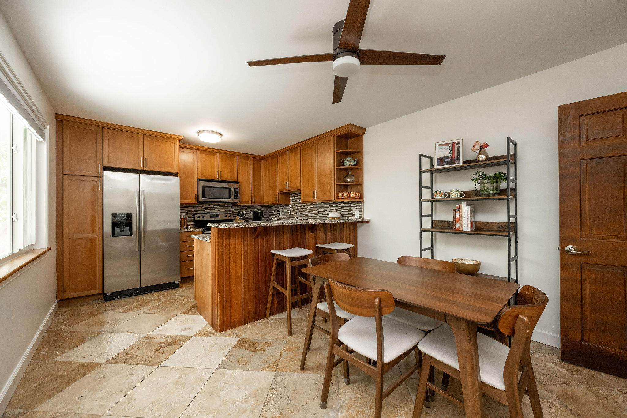 3207 Eagle Avenue Property Photo 4
