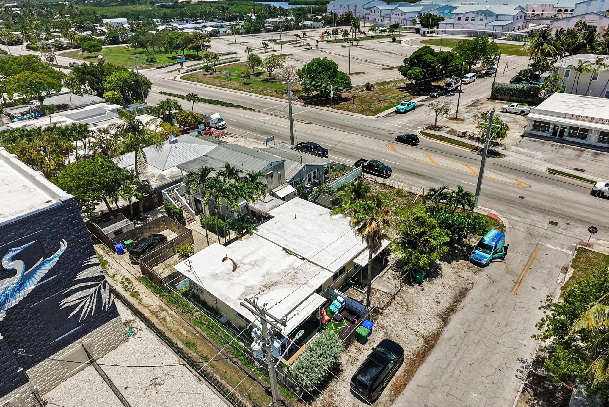 2001 Flagler Avenue Property Photo 8