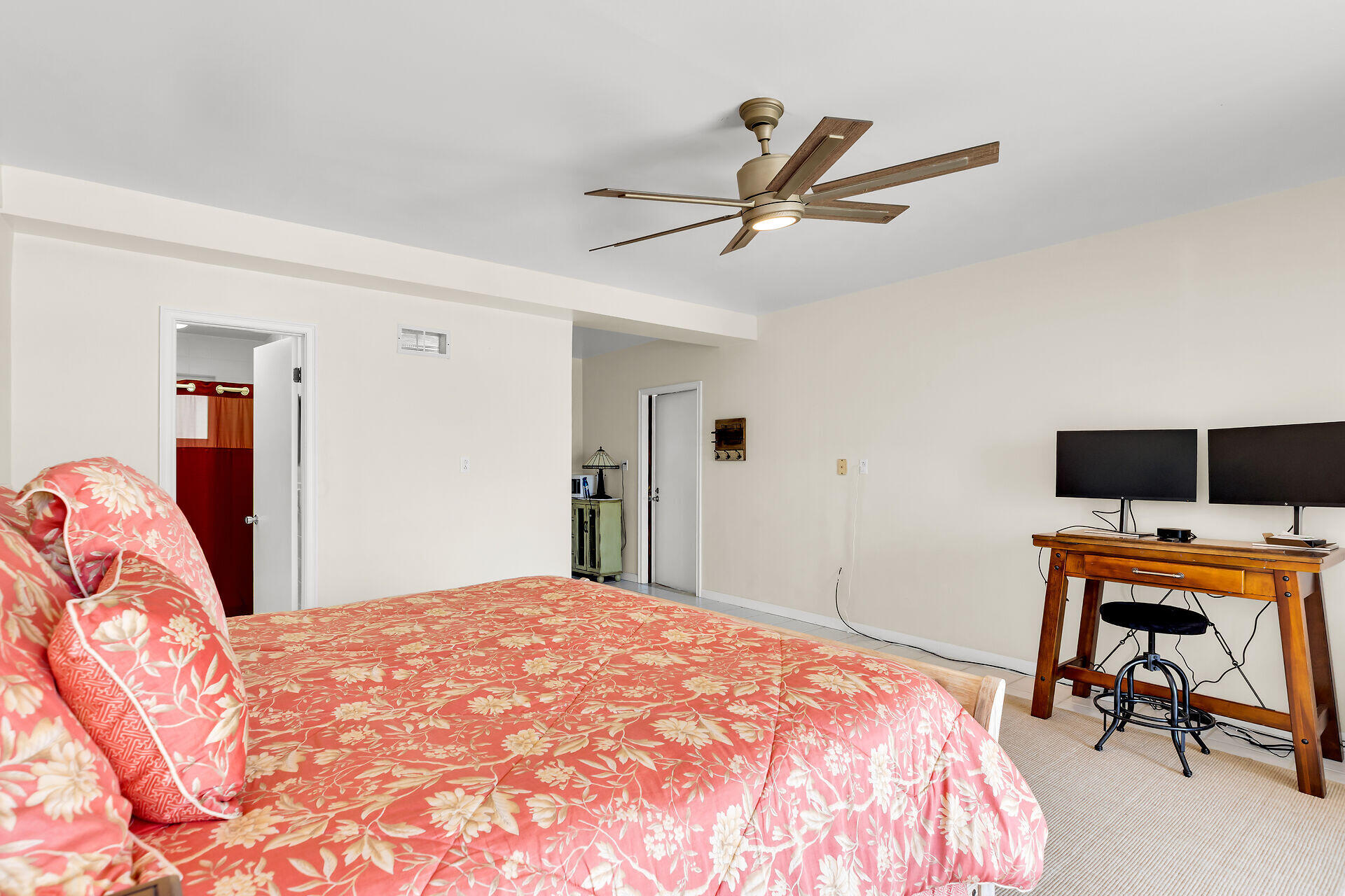 155 Plantation Avenue Property Photo 32