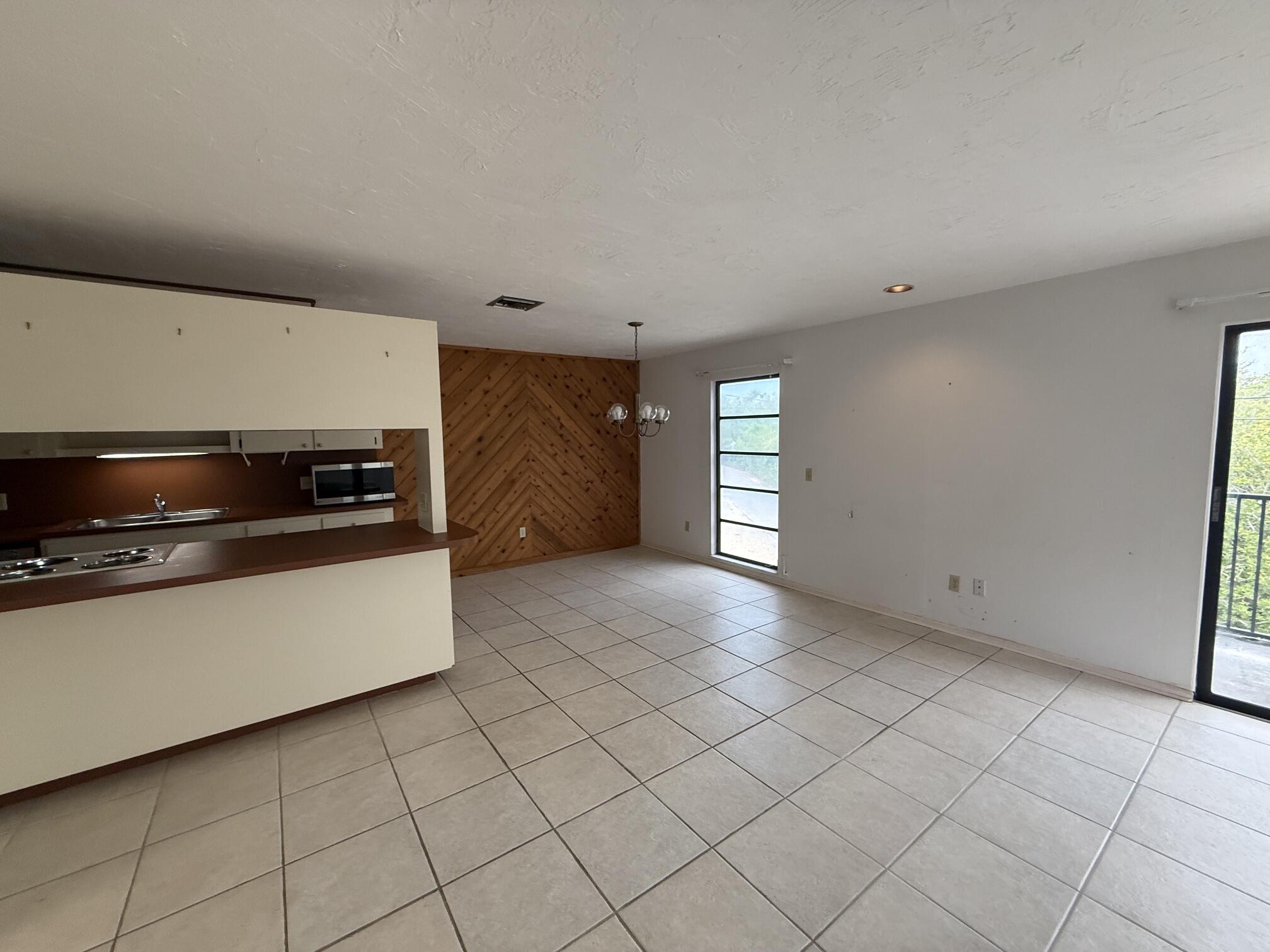 109 Stirrup Key Woods Road 1A1