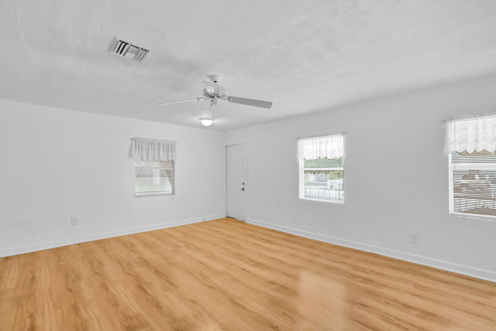 2804 Harris Avenue Property Photo 17