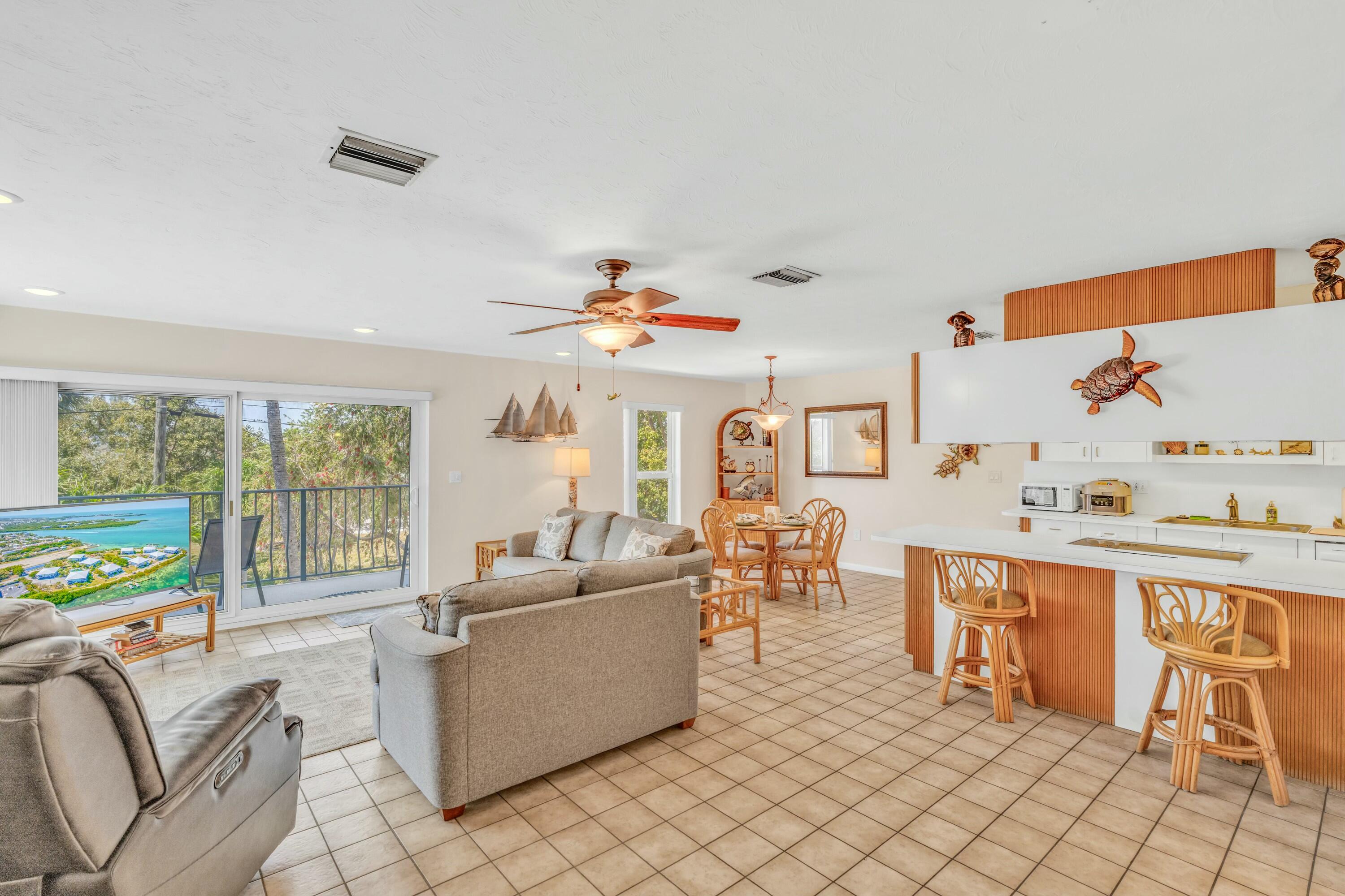12690 Overseas Highway Apt 52 Property Photo 9