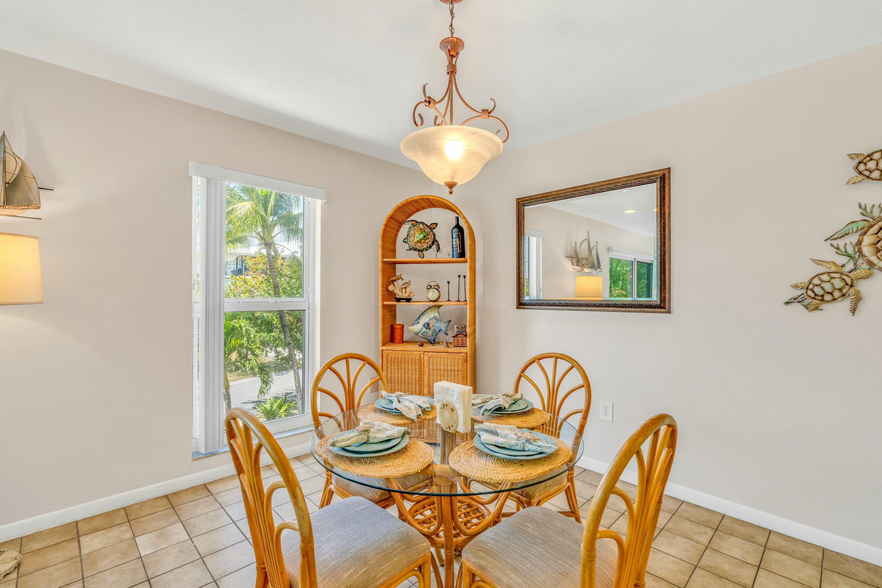 12690 Overseas Highway Apt 52 Property Photo 11