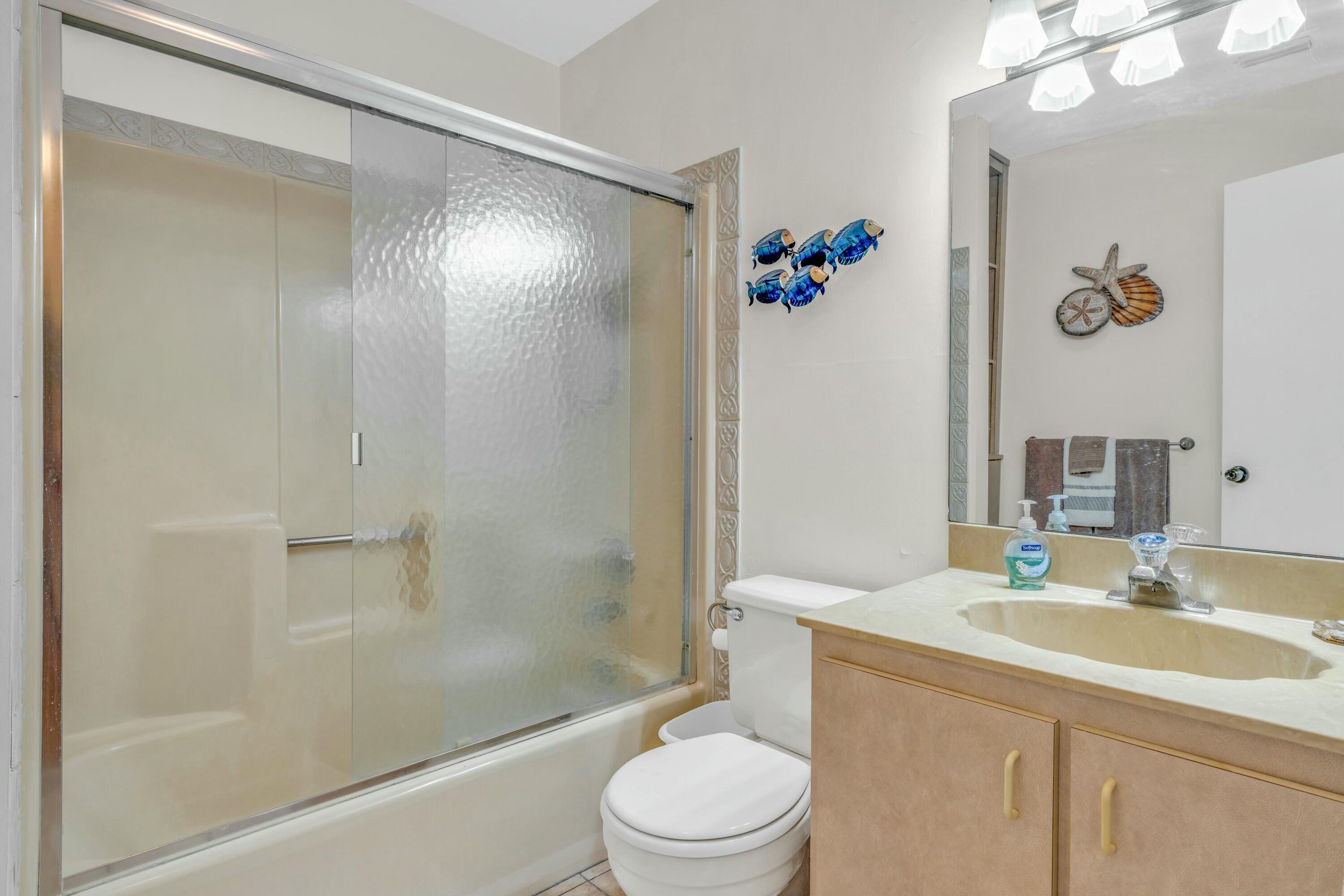 12690 Overseas Highway Apt 52 Property Photo 28