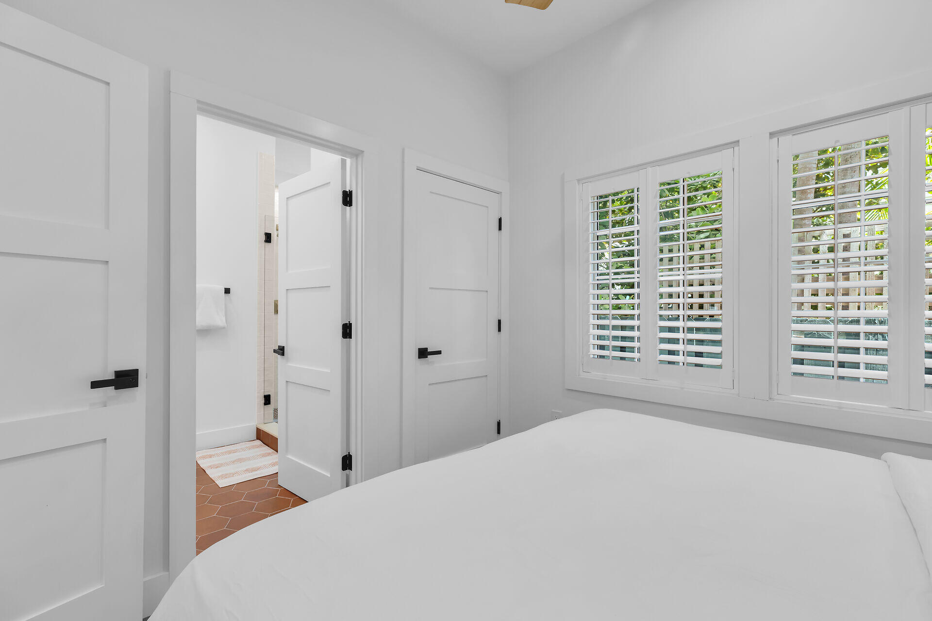 1202 Royal Street Property Photo 23