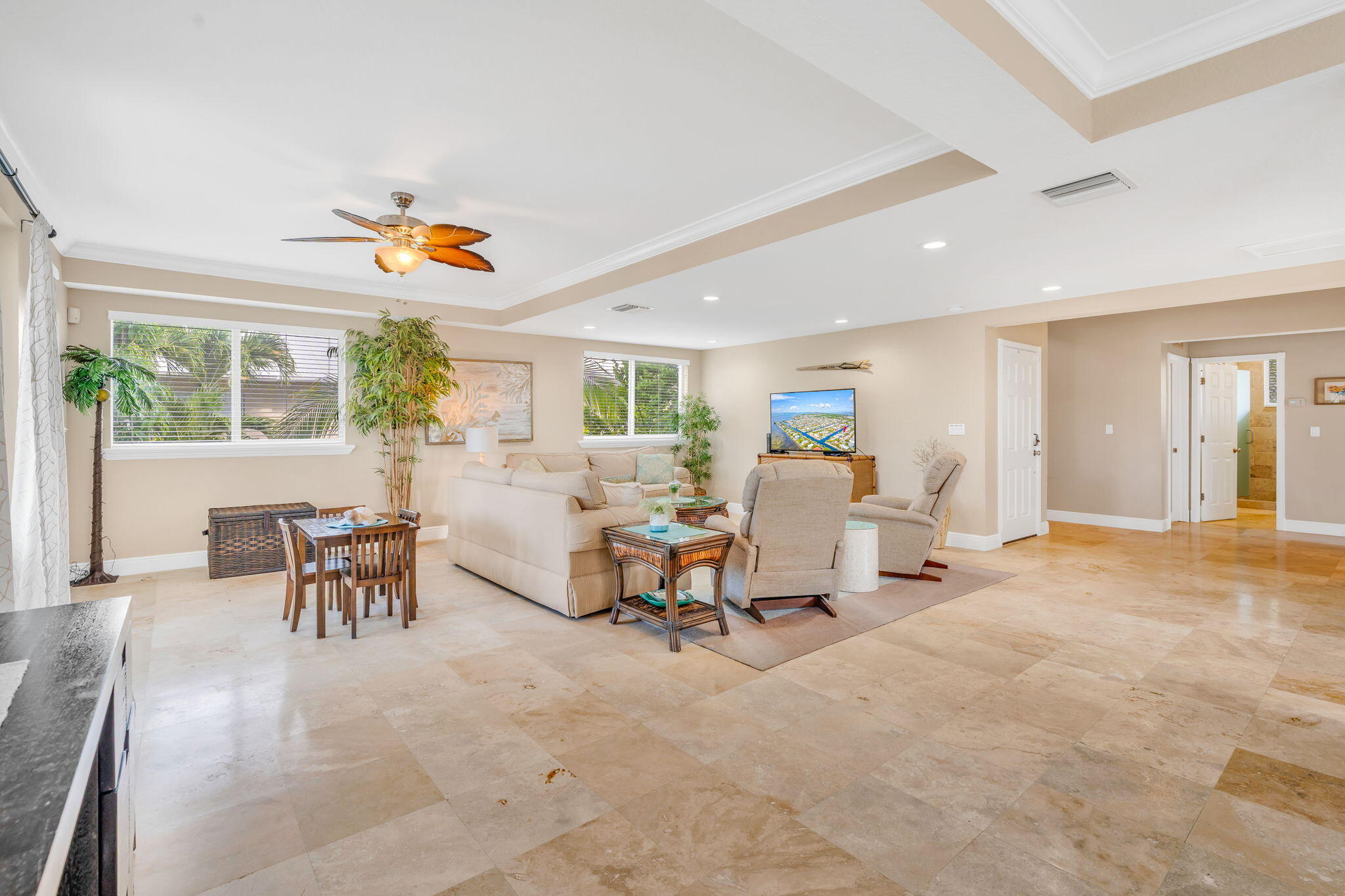 501 Caribbean Drive Property Photo 10