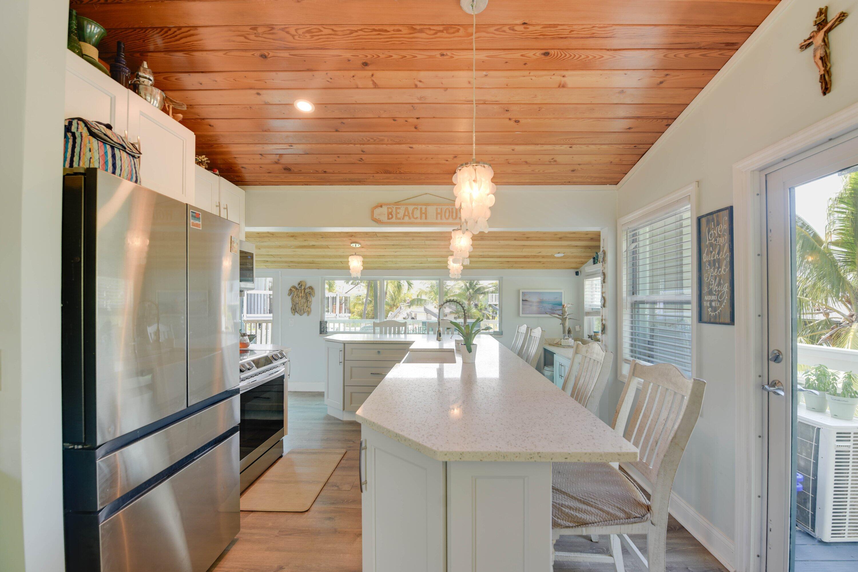 22832 John Silver Lane Property Photo 4
