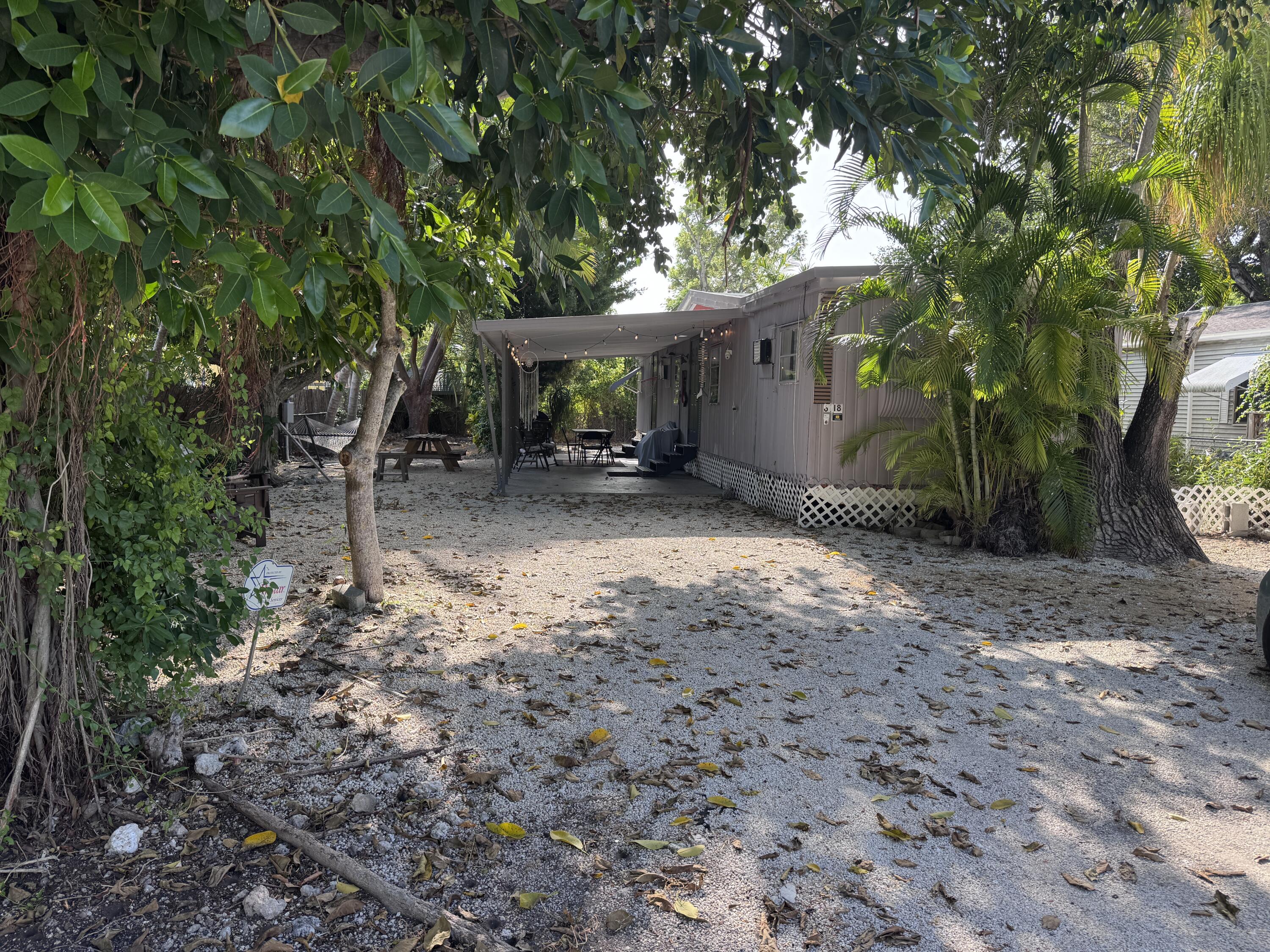 18 Rose Place Property Photo 16