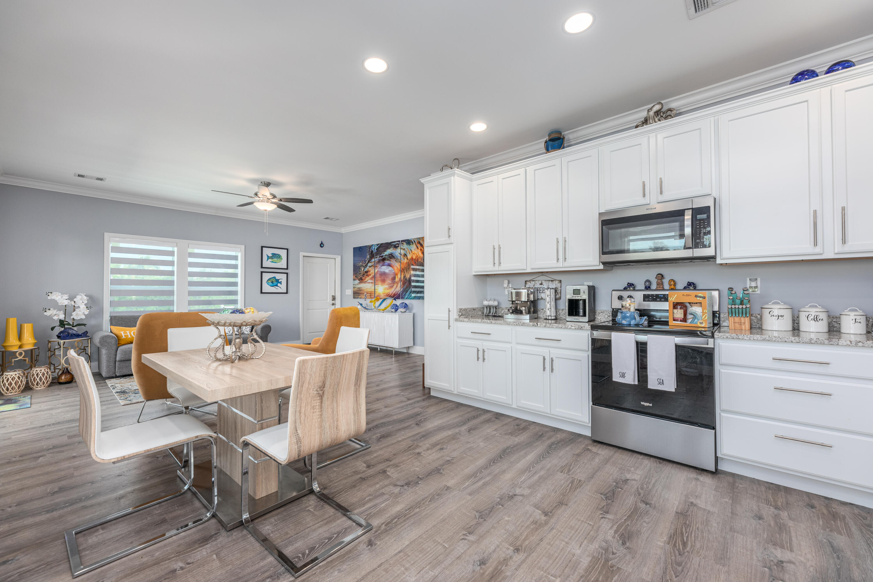 28577 Peg Leg Road Property Photo 6