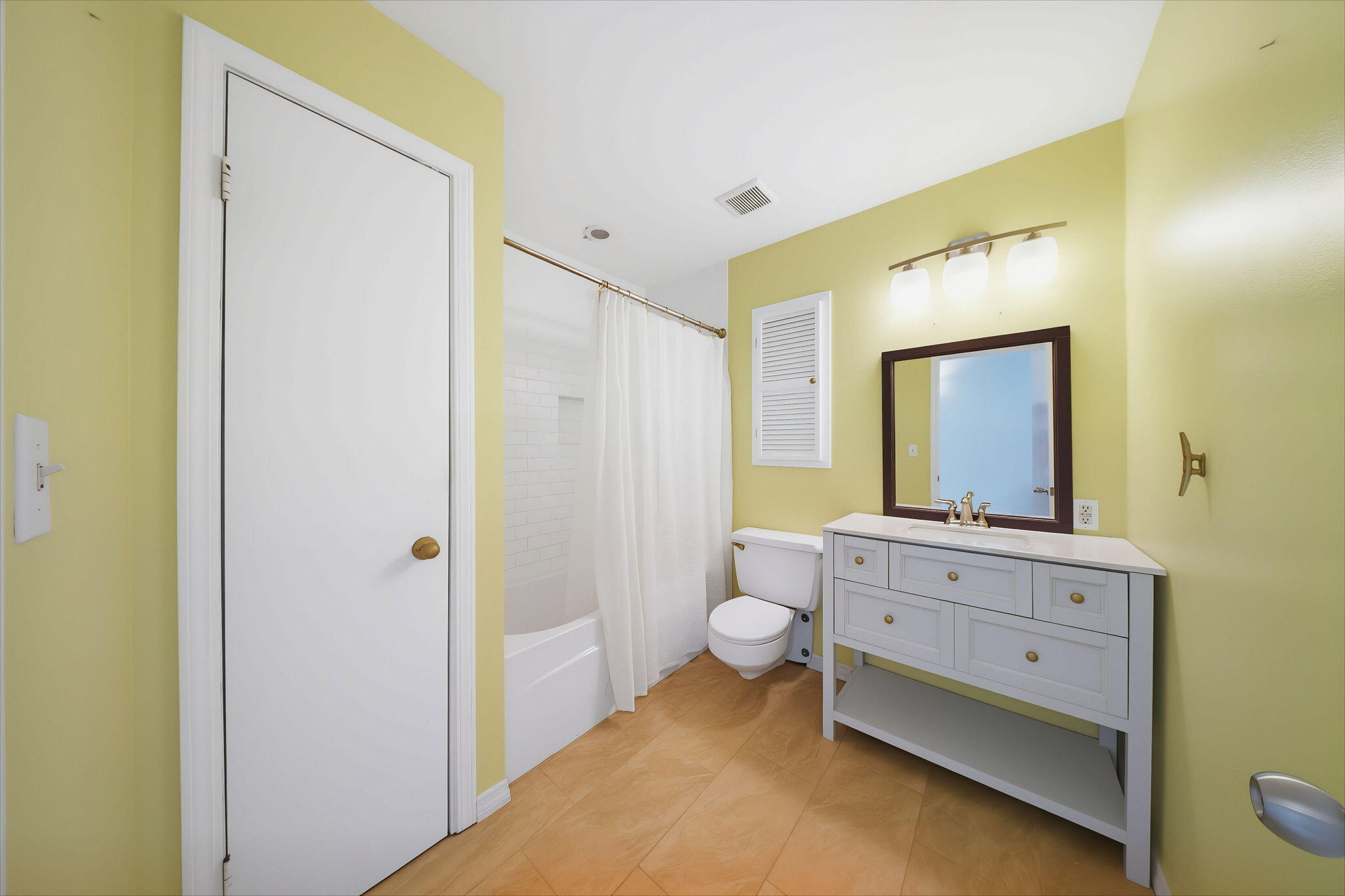 7 Diamond Drive Property Photo 22
