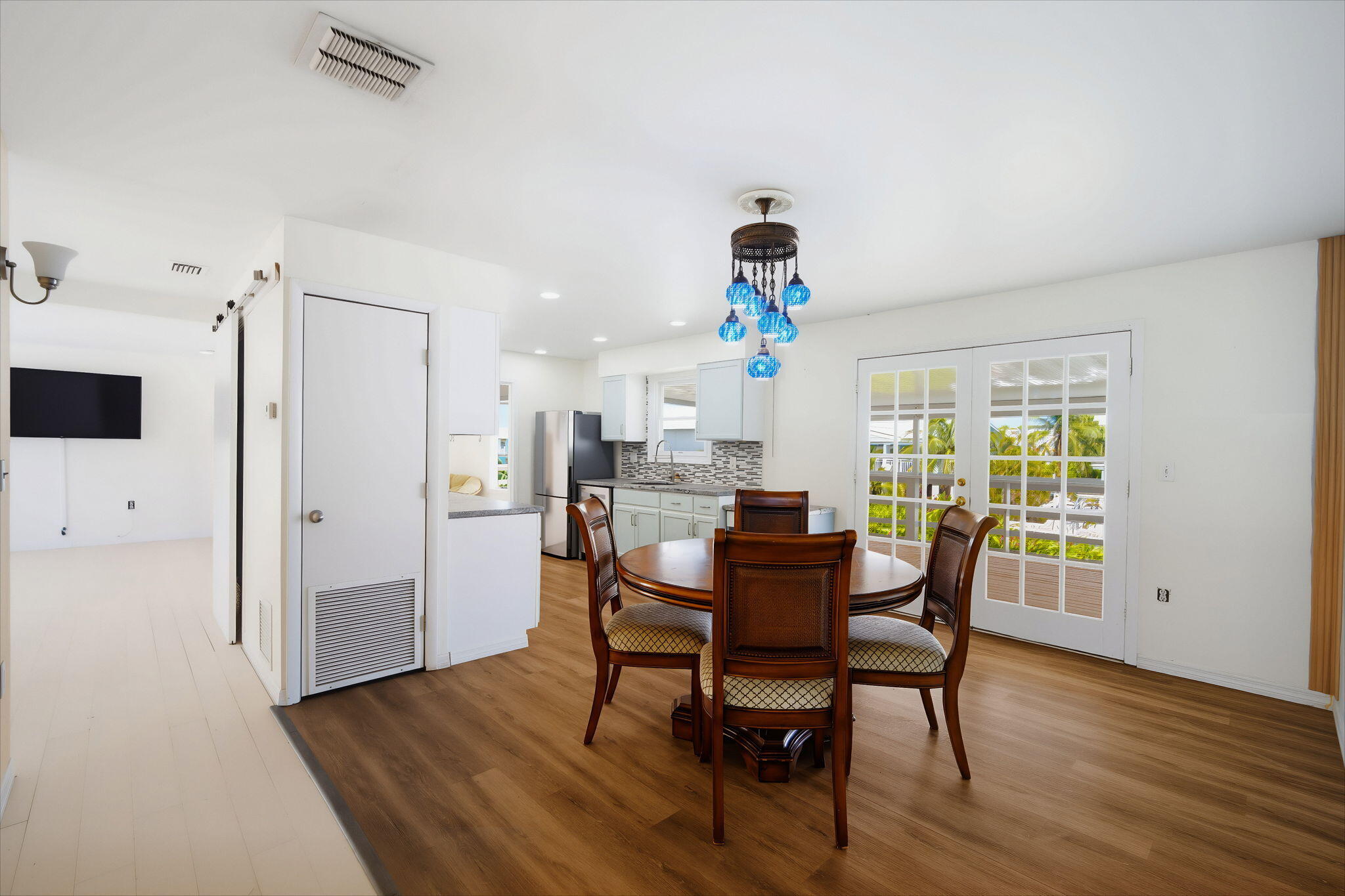 7 Diamond Drive Property Photo 27