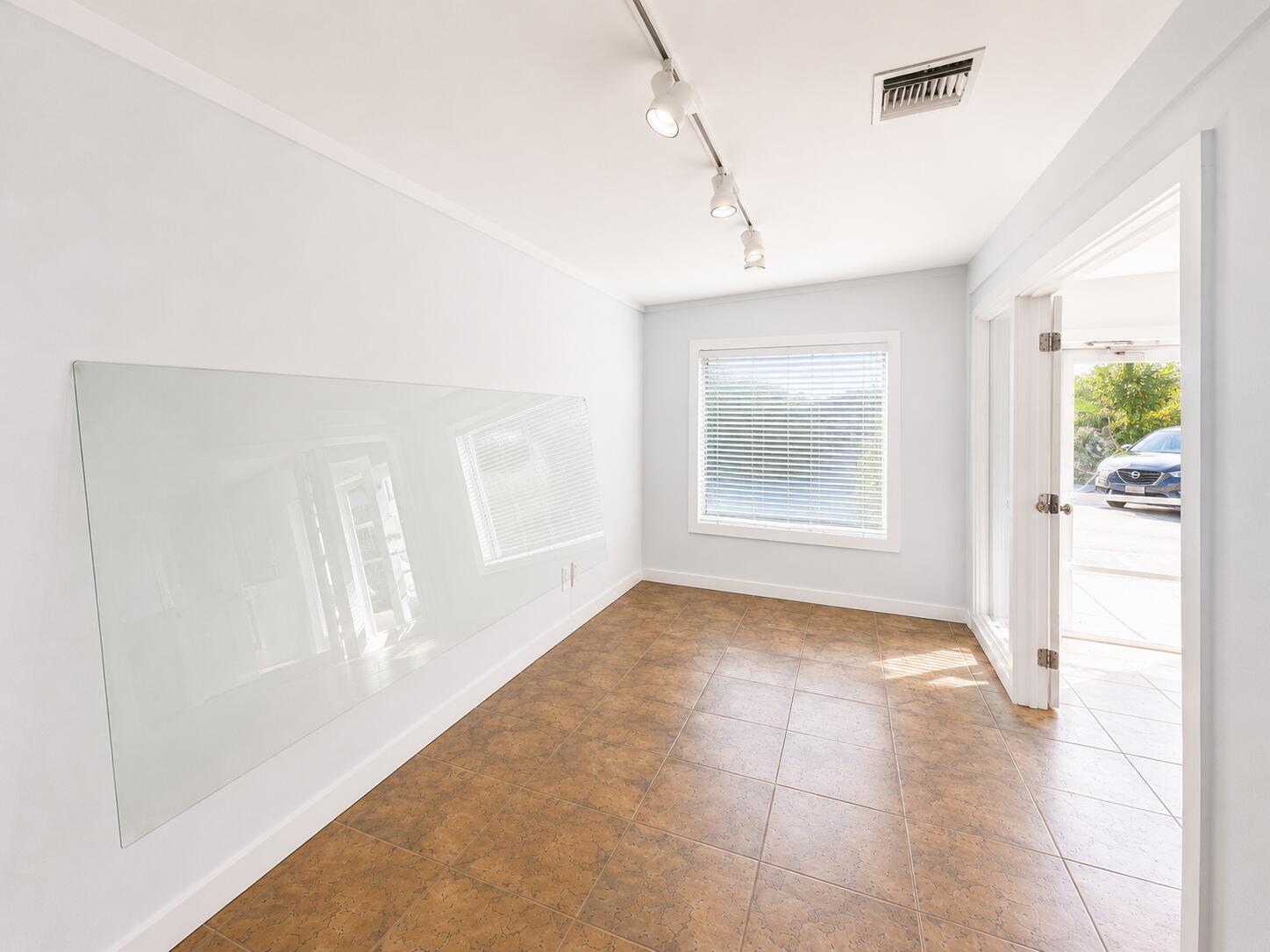 1421 First Street 2 Property Photo 7