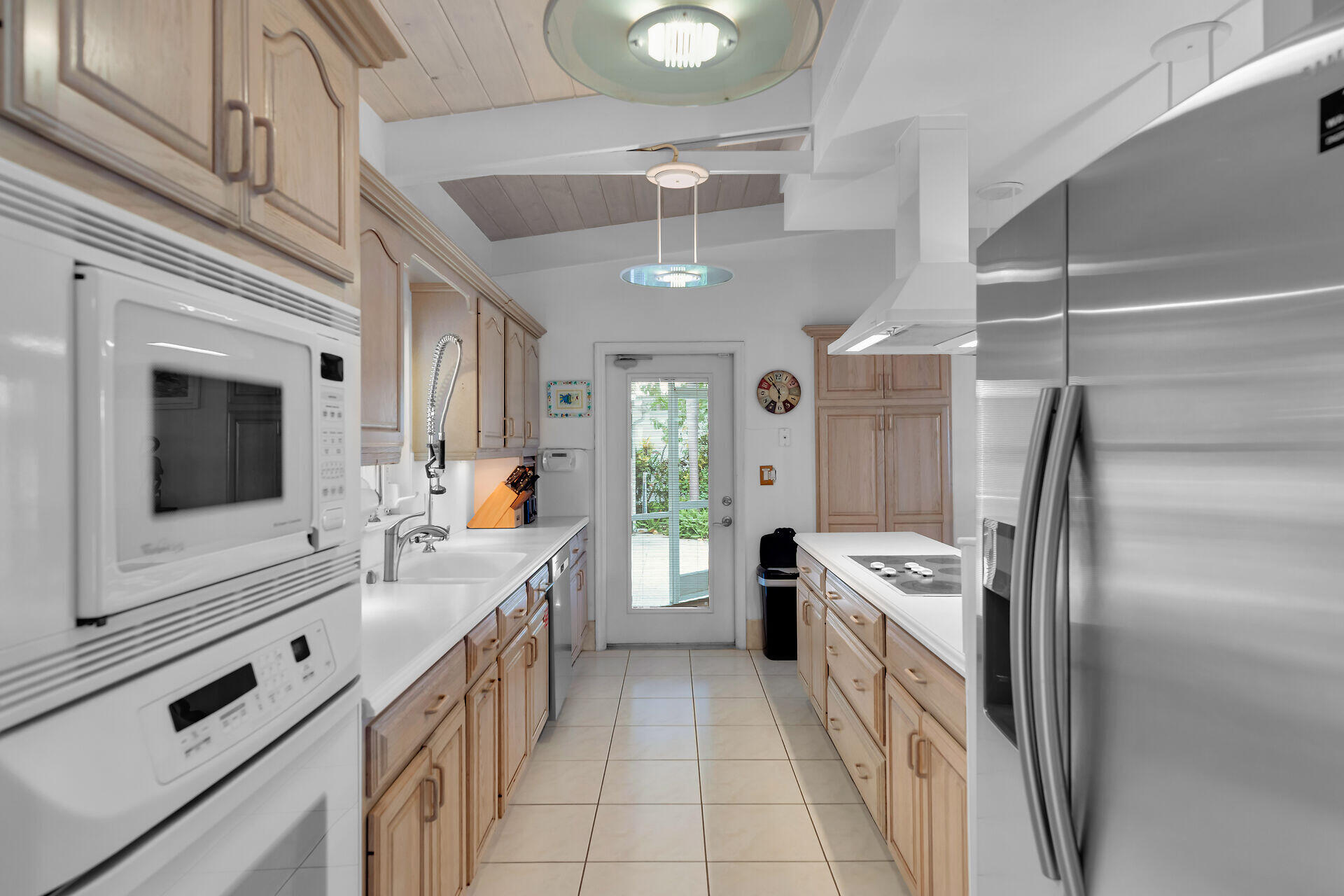 1590 Pelican Property Photo 31