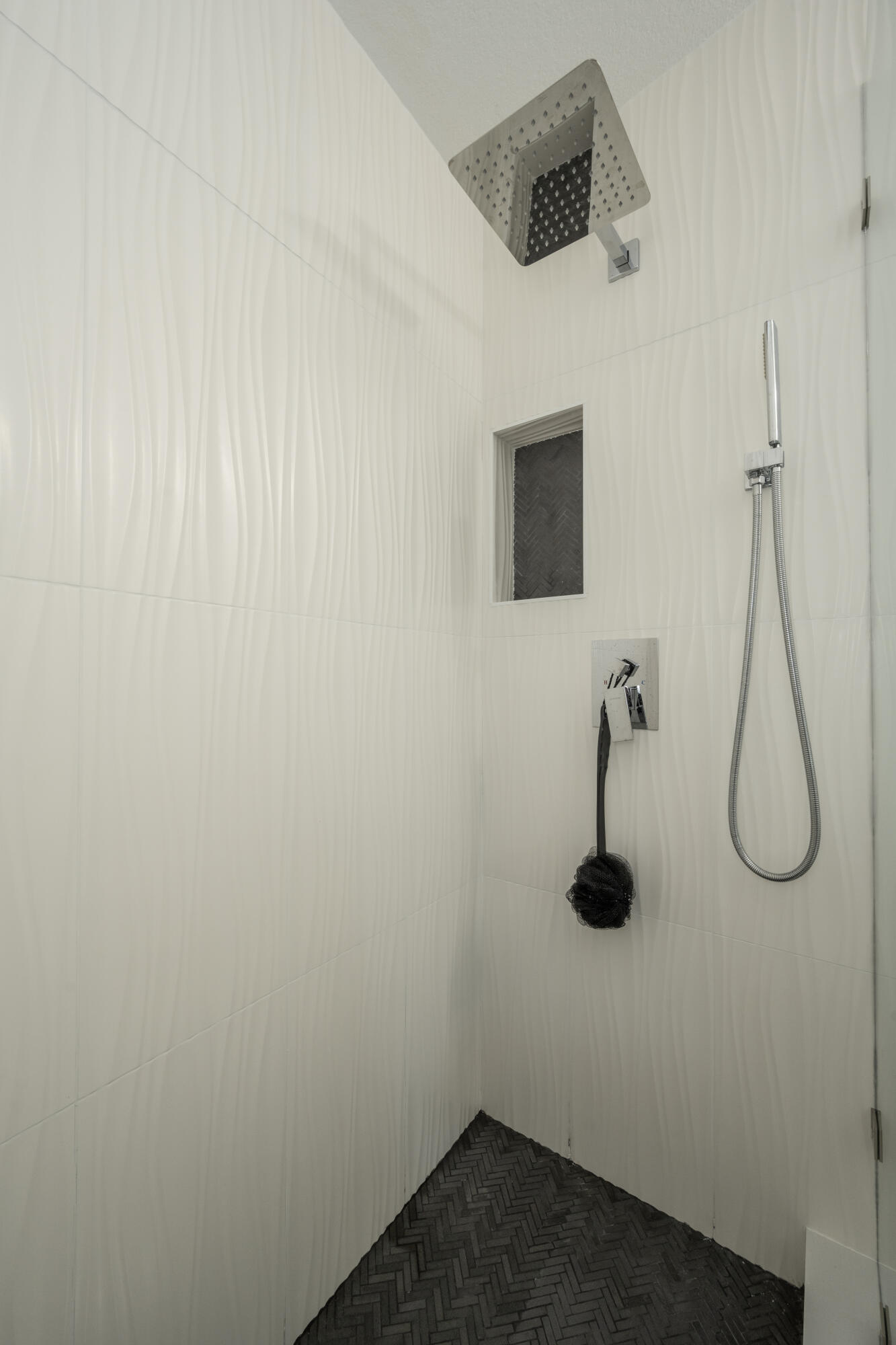 24 Beach Drive Property Photo 31