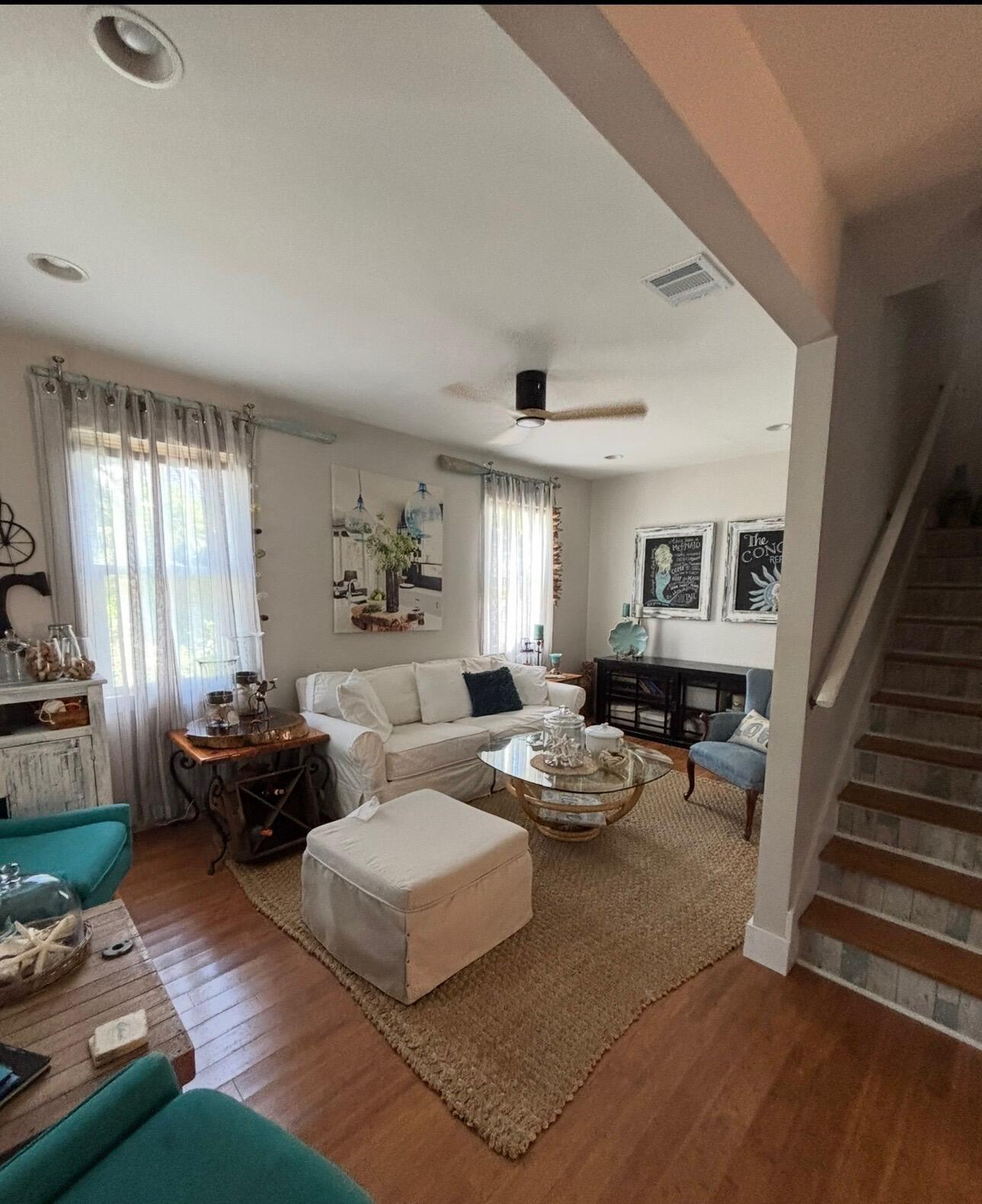 208 Olivia Street Property Photo 3