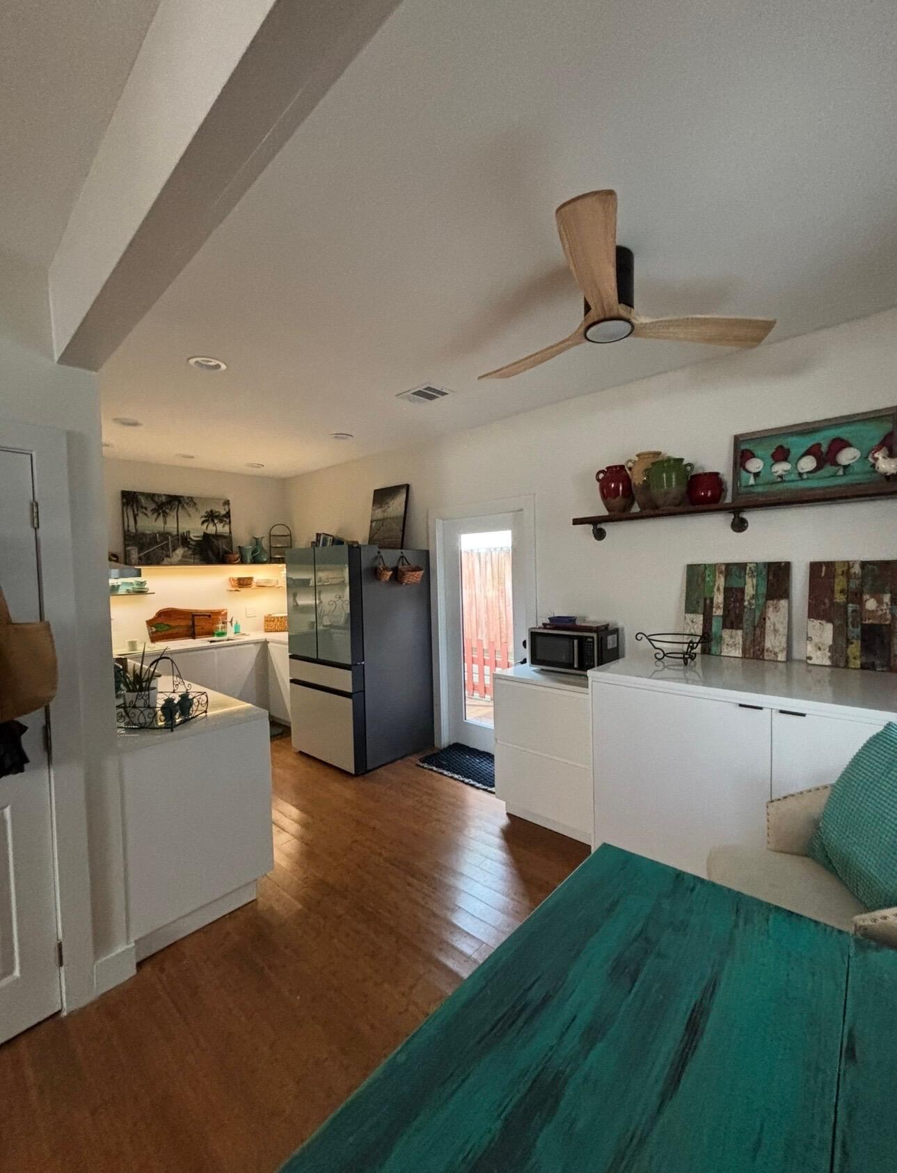 208 Olivia Street Property Photo 6