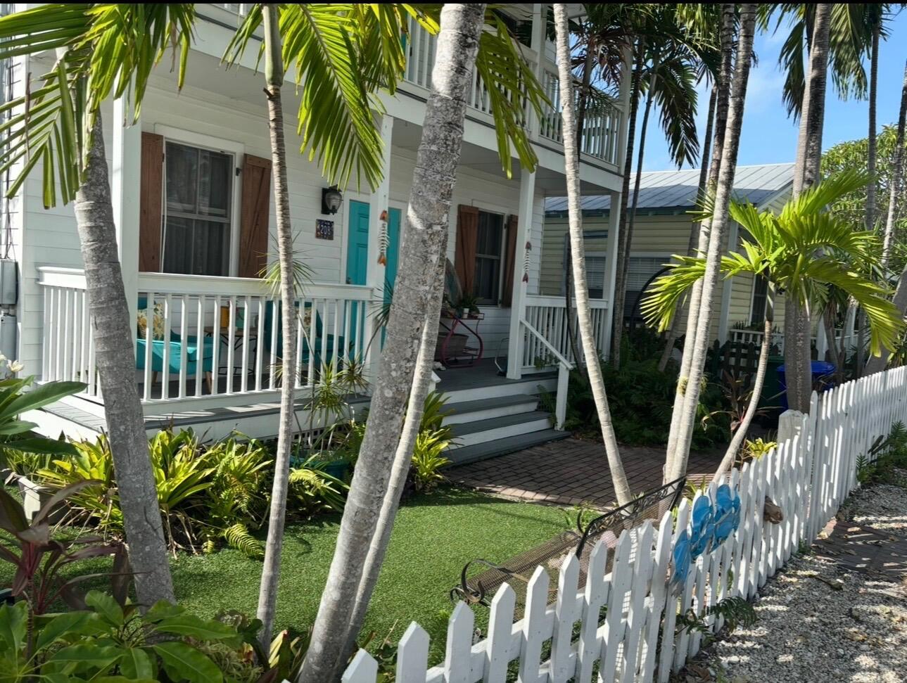 208 Olivia Street Property Photo 19